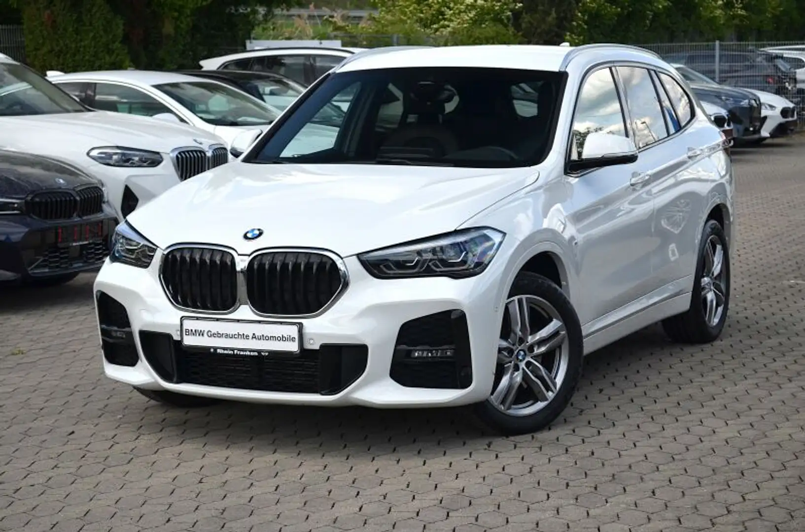 BMW X1 sDrive20d M Sport Navi+.LED.Head-Up.ACC.Kam. Wit - 2