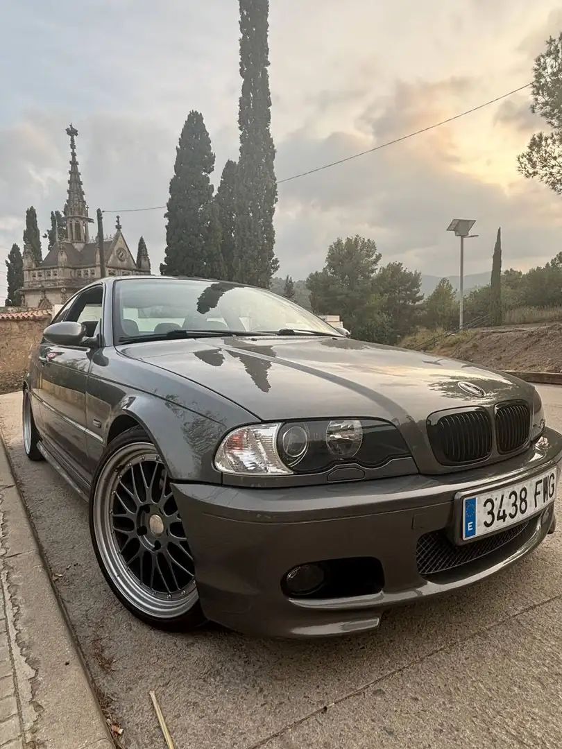 BMW 330 Ci - 1
