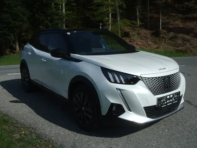 Peugeot e-2008 50kWh GT Pack