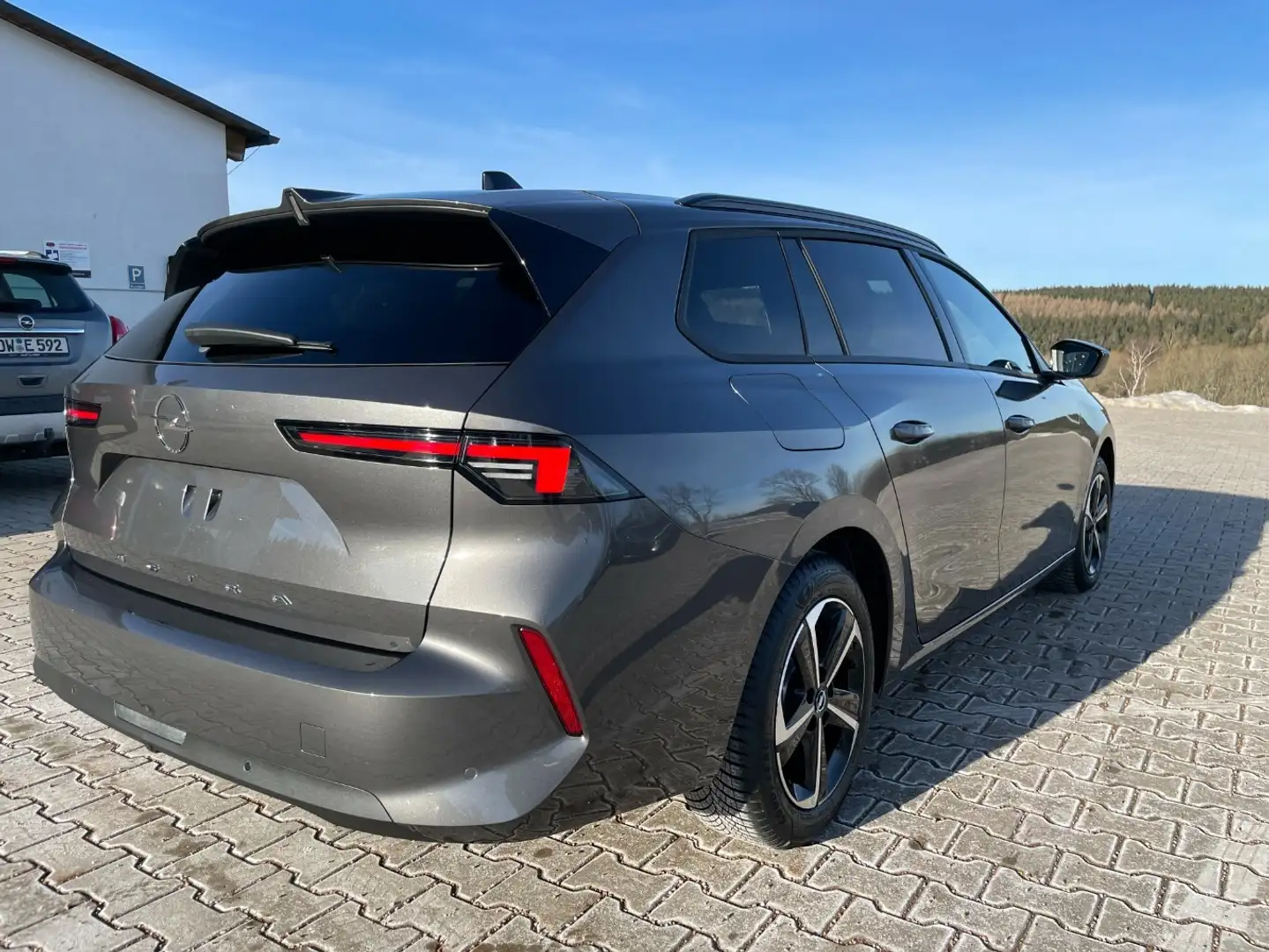 Opel Astra 1,2 Sports Tourer*LED*DAB+*PTC*AHZV Grijs - 2