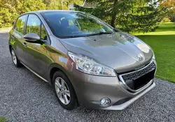 Peugeot 208 1.4 HDi 68ch FAP BVM5 Allure