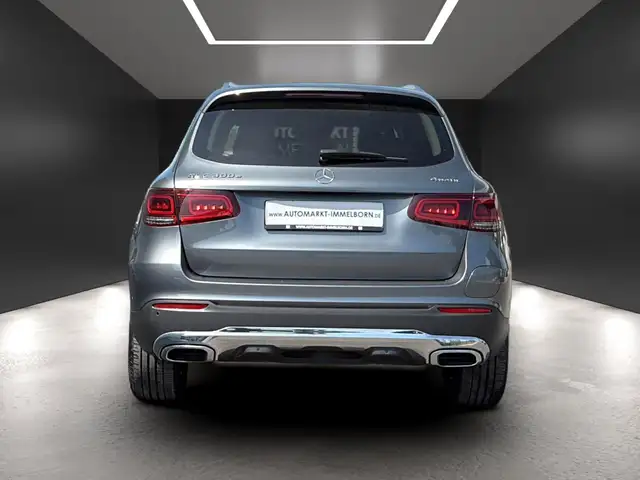 Mercedes-Benz GLC view 10