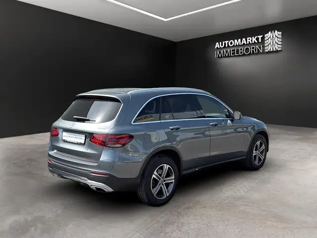 Mercedes-Benz GLC view 5