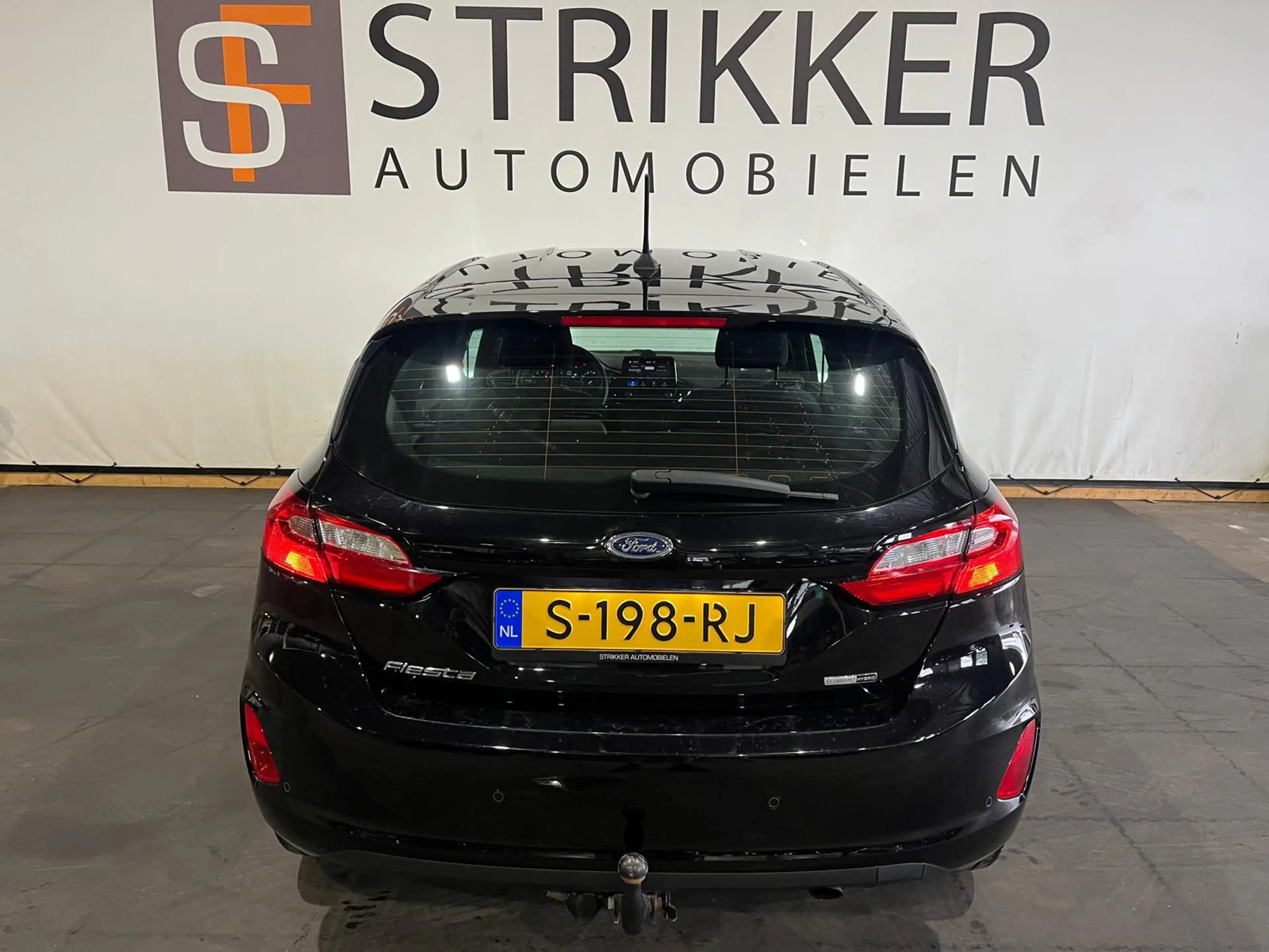 Ford Fiesta 1.0 EcoBoost Hybrid Titanium — photo 7