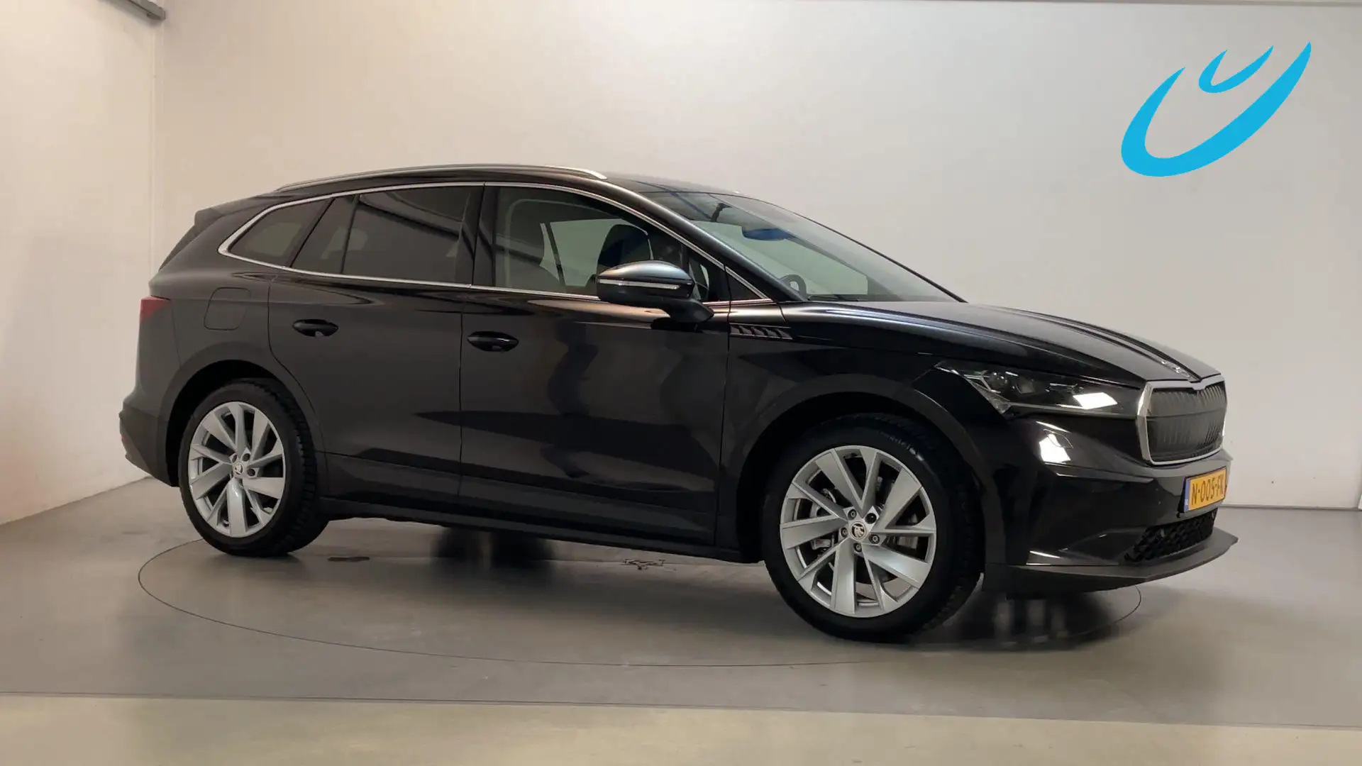 Skoda Enyaq iV 80 Camera Navigatie Adaptive Cruise Sfeerverlic Zwart - 1