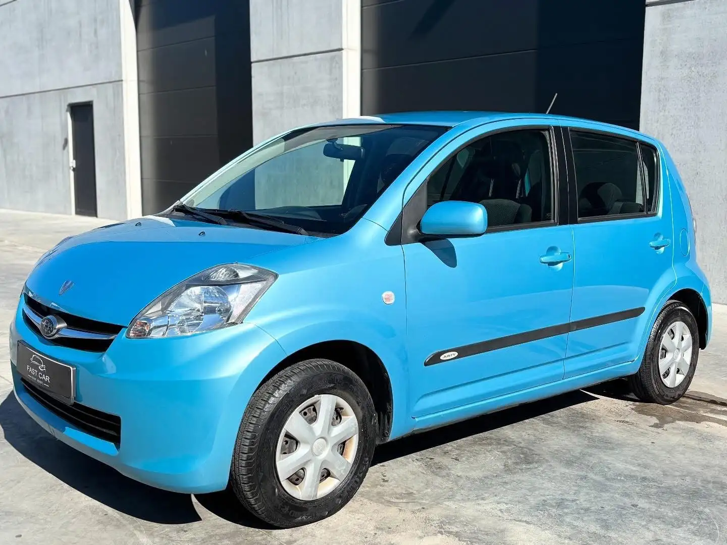 Subaru Justy Justy 1.0i Bleu - 1