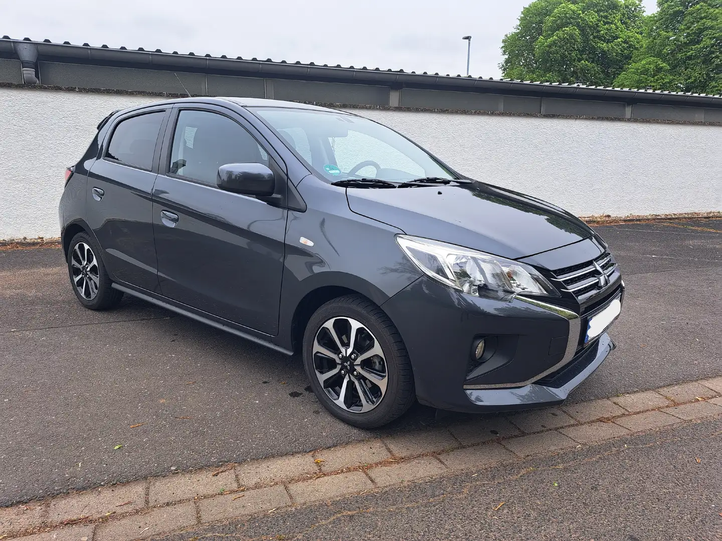 Mitsubishi Space Star Space Star 1.2 Select+ CVT TEMP SHZ KAM Grau - 1