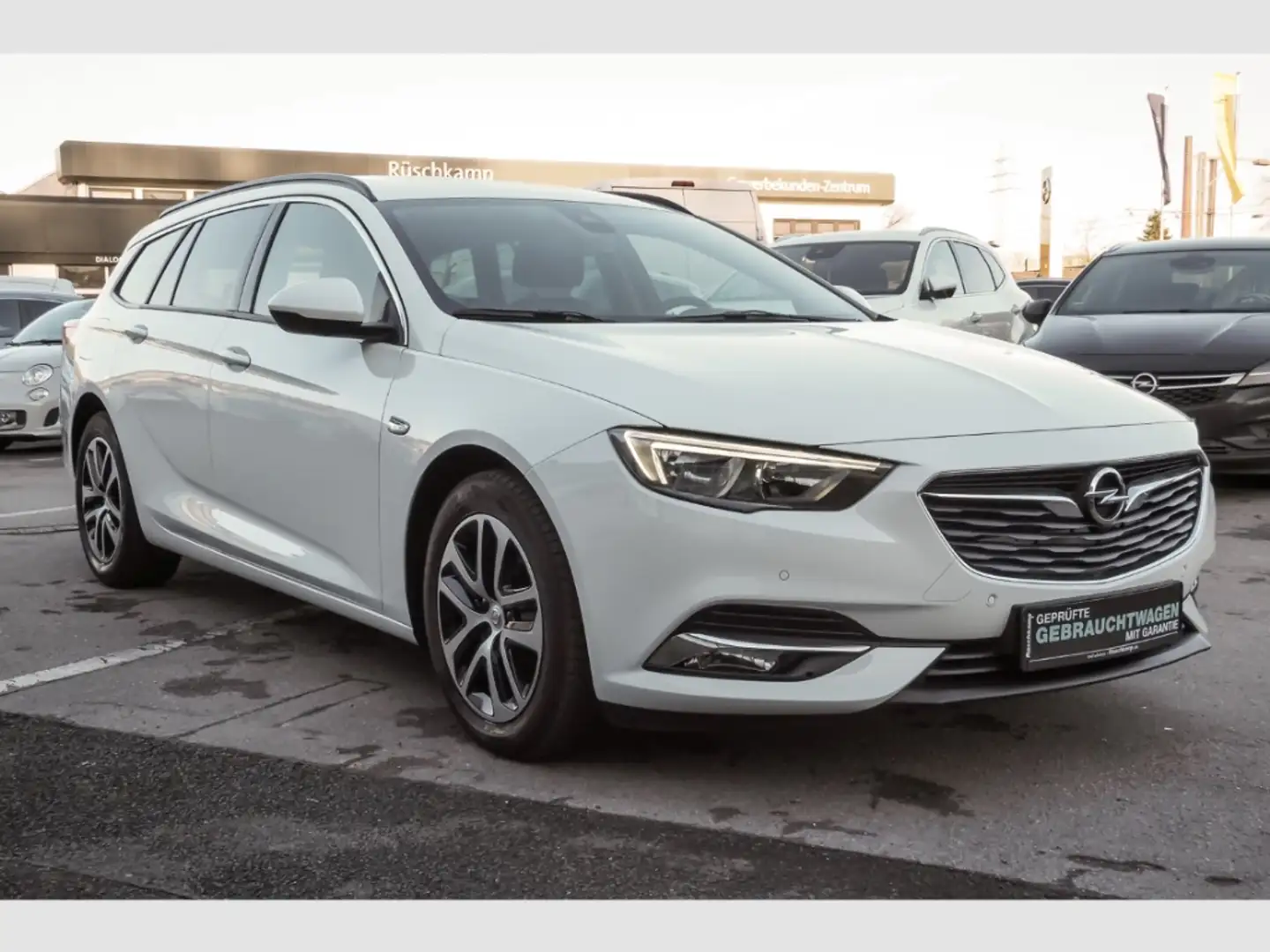 Opel Insignia B Sports Tourer Business Edition 1.5 AHK Navi Wit - 2