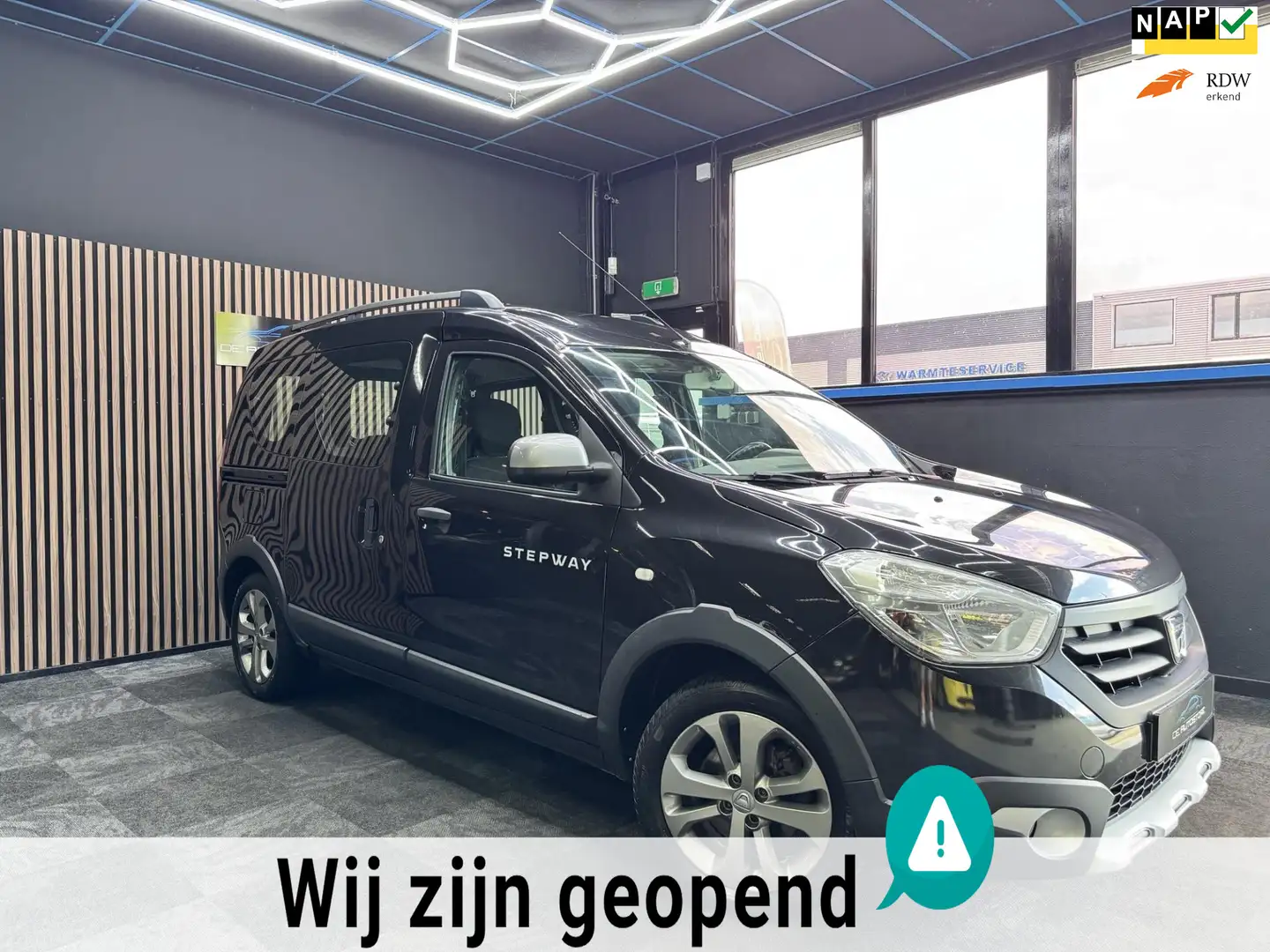 Dacia Dokker 1.2 TCe S&S Stepway 1e Eig 119000km!!! nieuwstaat Noir - 1