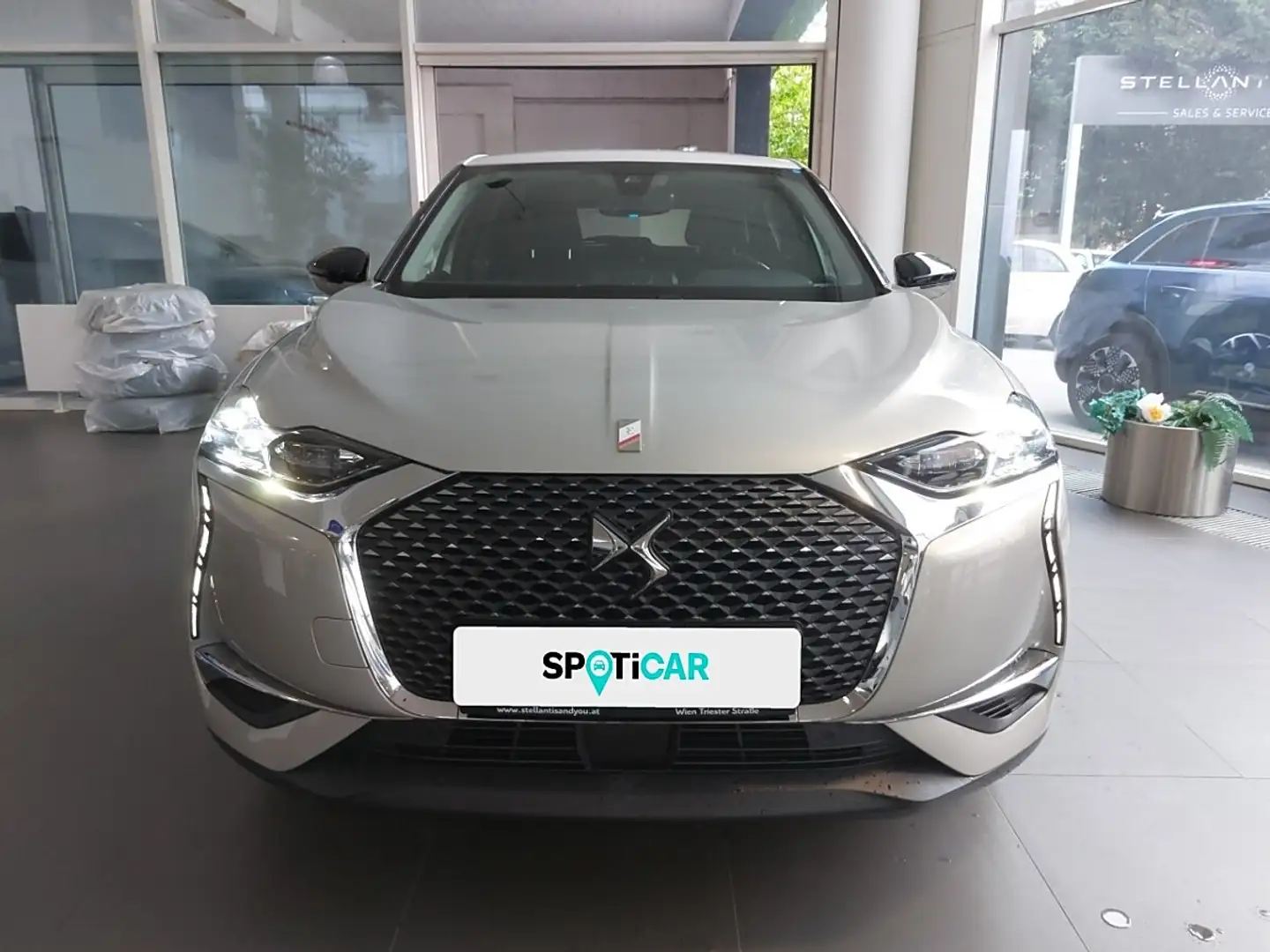 DS Automobiles DS 3 DS3 Crossback E-Tense 50kWh So Chic Aut. Silber - 2