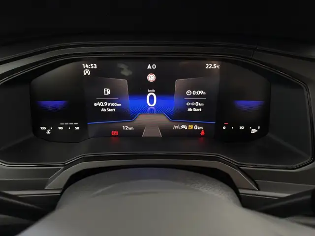 Volkswagen Polo view 9