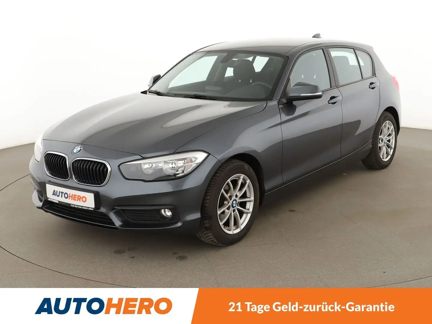 BMW 116 116d Advantage*TEMPO*PDC*AHK*SHZ*LIM*ALU* Grau - 1