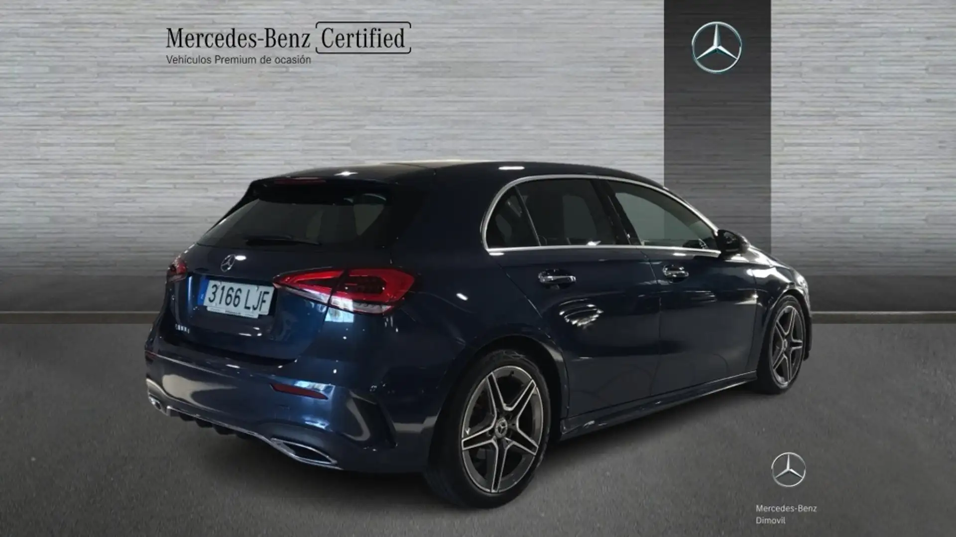 Mercedes-Benz A 180 -CLASS D AMG LINE Azul - 2