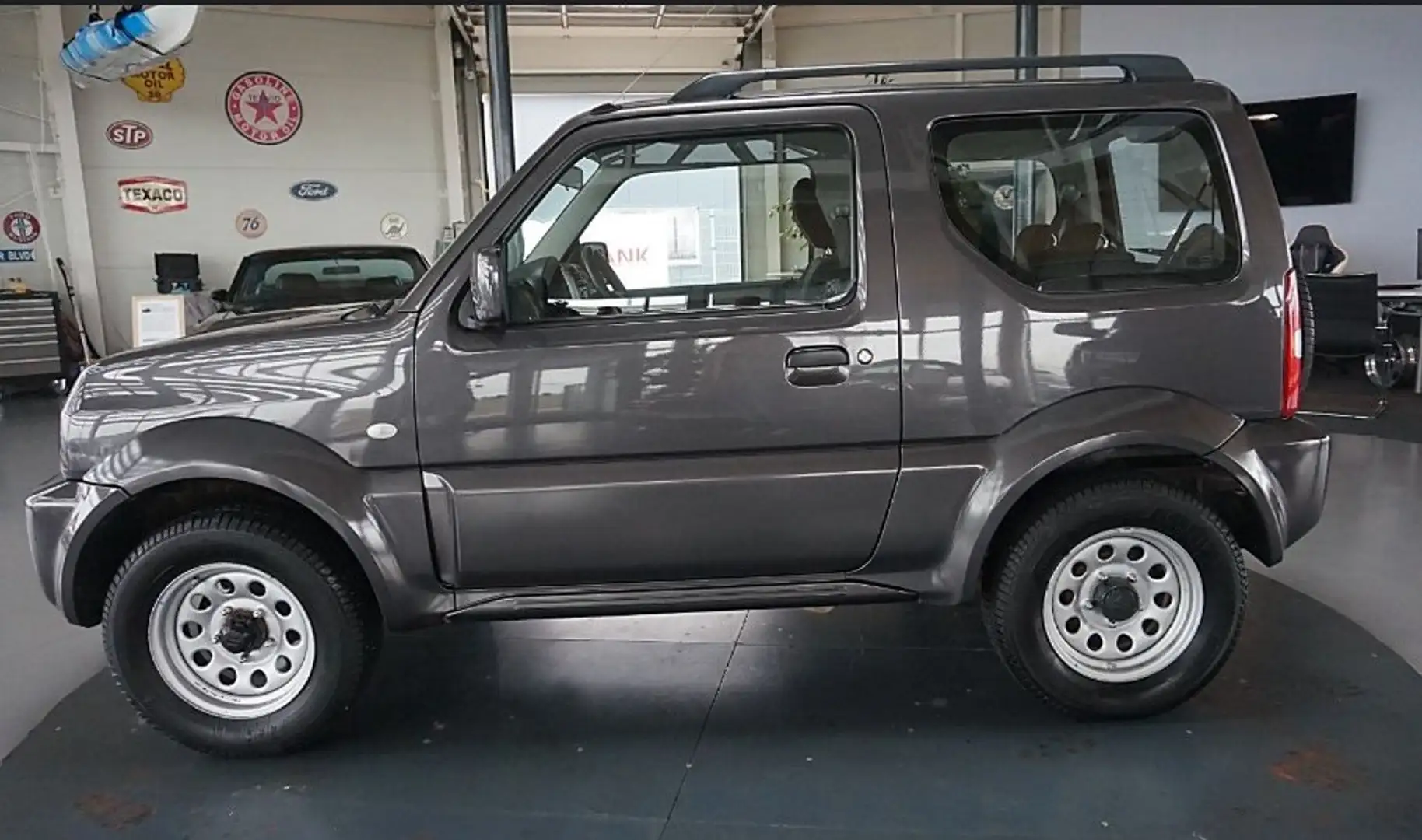 Suzuki Jimny Jimny 1.3 vvt Street 4wd Gris - 2