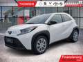 Toyota Aygo 1.0 Play ACC Navi Fernlichtass. Kam. PDC - thumbnail 1