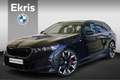 BMW i5 Touring eDrive40 | M Sportpakket Pro | Rondom zich Zwart - thumbnail 1