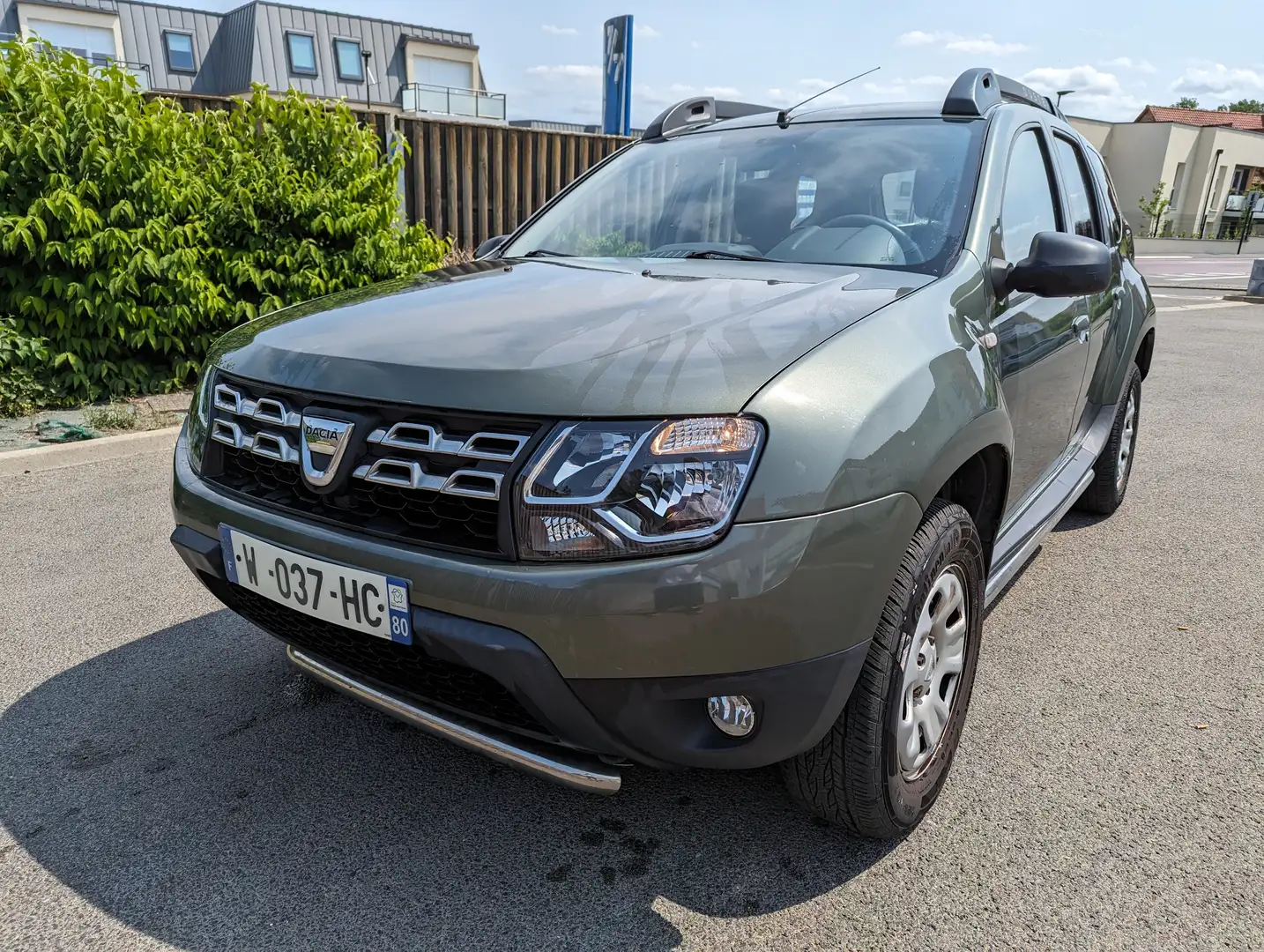 Dacia Duster 1.5 dCi 90 4x2 Lauréate VO:230 Vert - 2