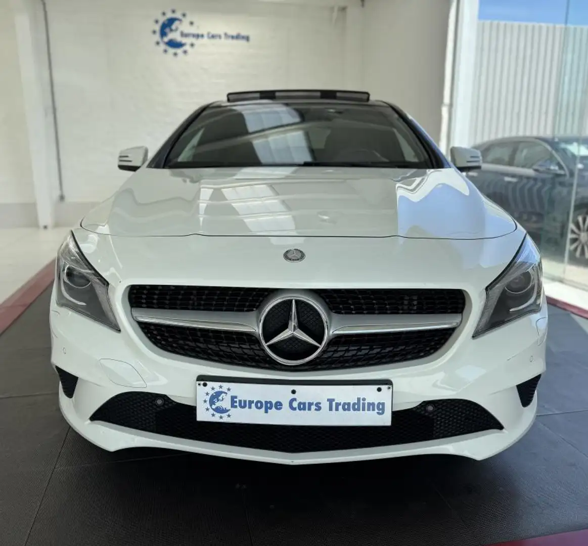 Mercedes-Benz CLA 200 200 1.6 TOIT OUVRANT CUIR GAR 12M Blanc - 2