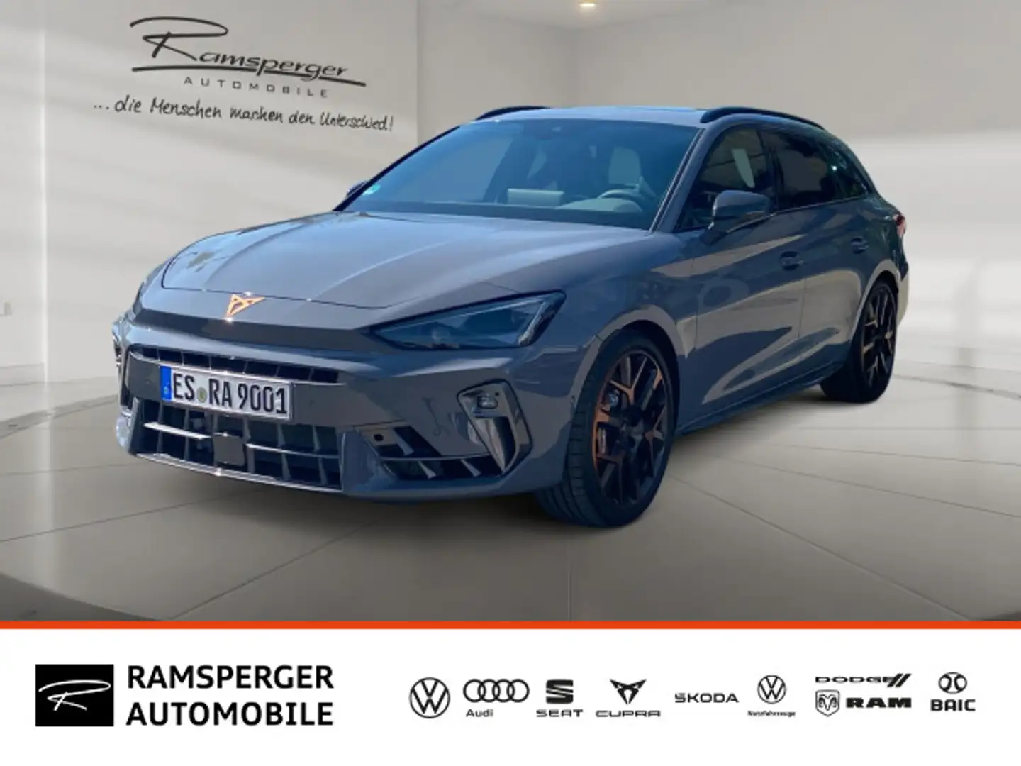CUPRA Leon Sportstourer VZ Extreme 2.0 TSI Matrix/Pano Grau - 1