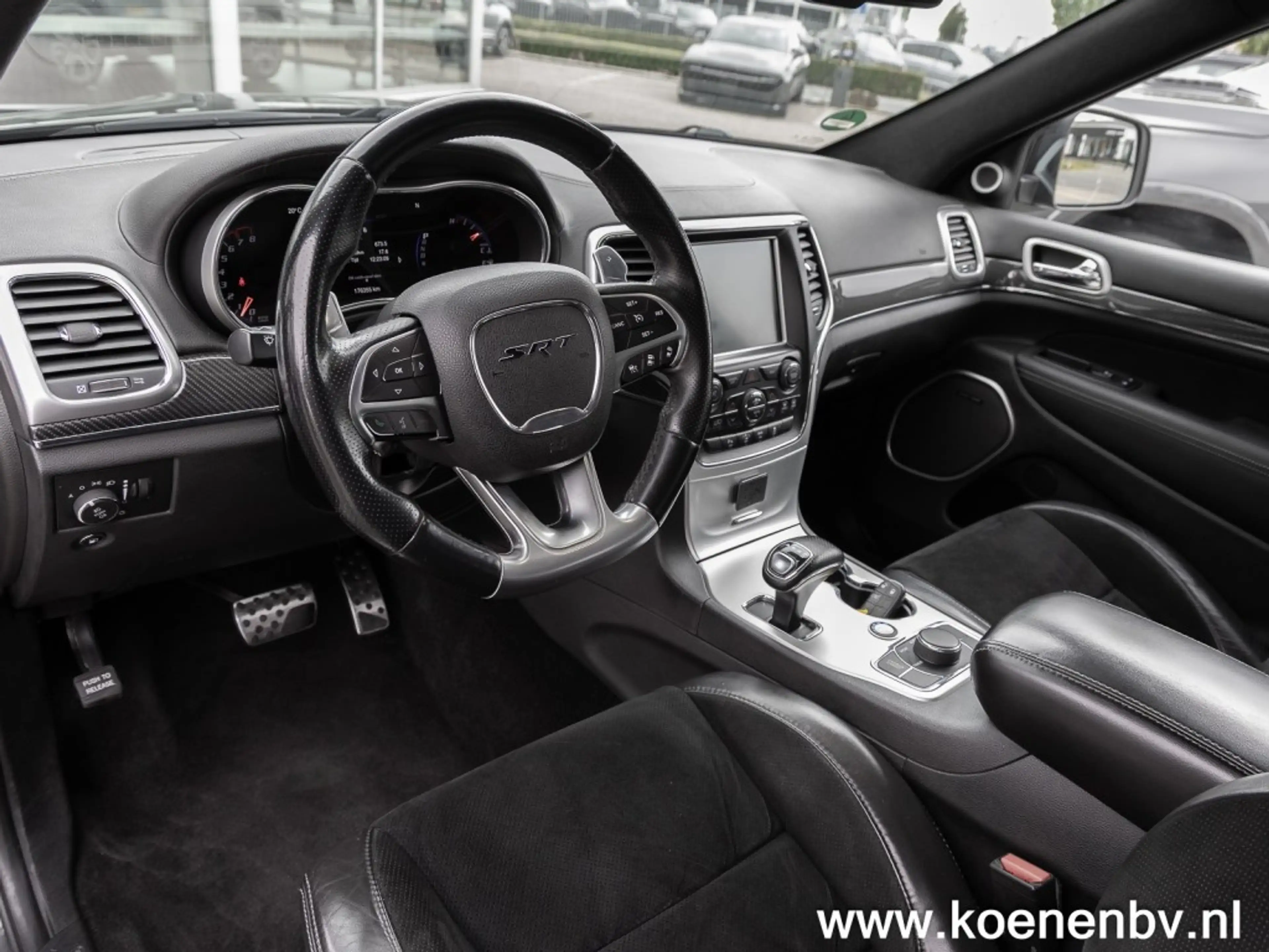 Jeep Grand Cherokee SRT 6.4 V8 468 Pk / LPG Geel Kenteken Topstaat — photo 25