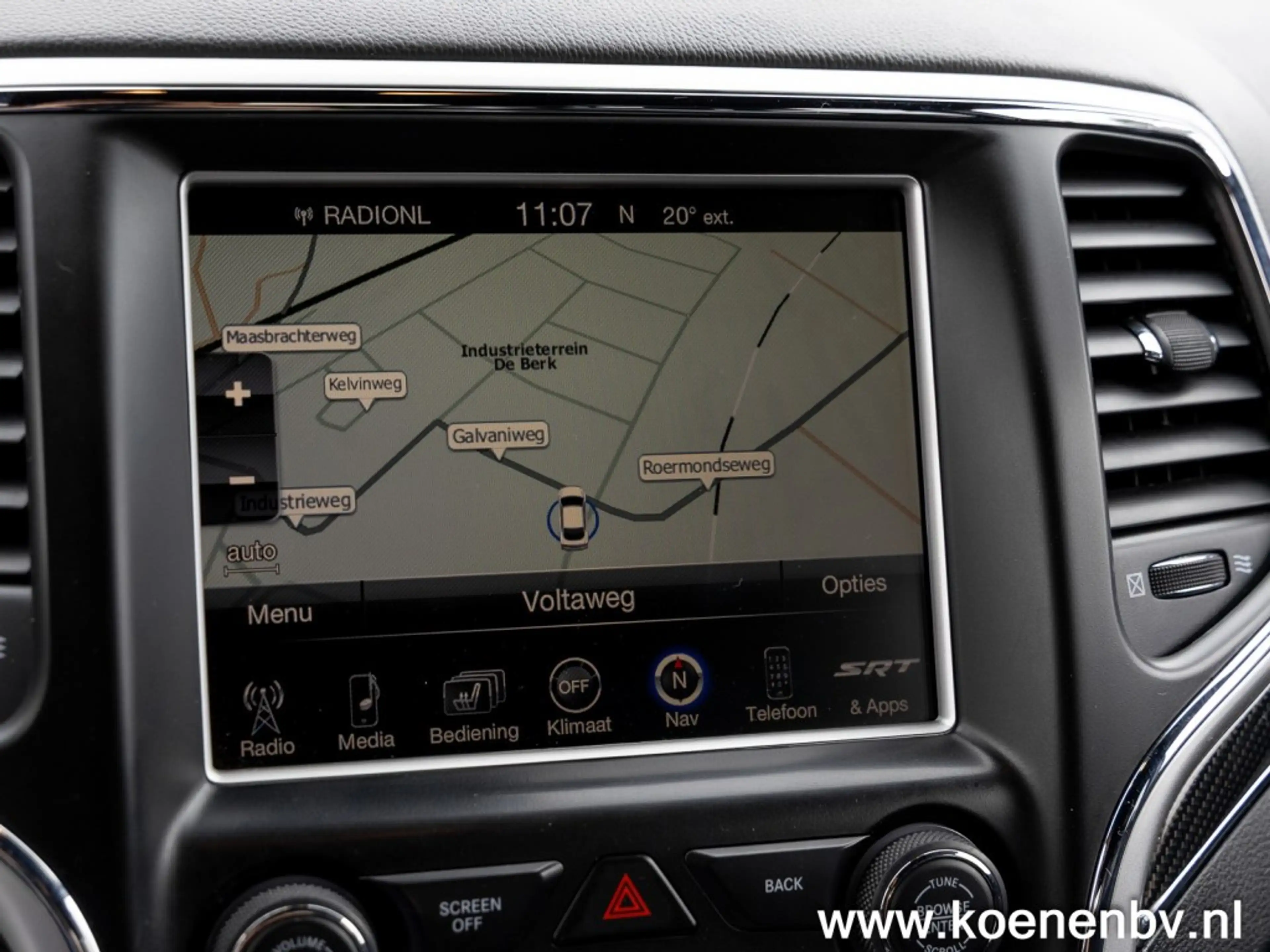 Jeep Grand Cherokee SRT 6.4 V8 468 Pk / LPG Geel Kenteken Topstaat — photo 35