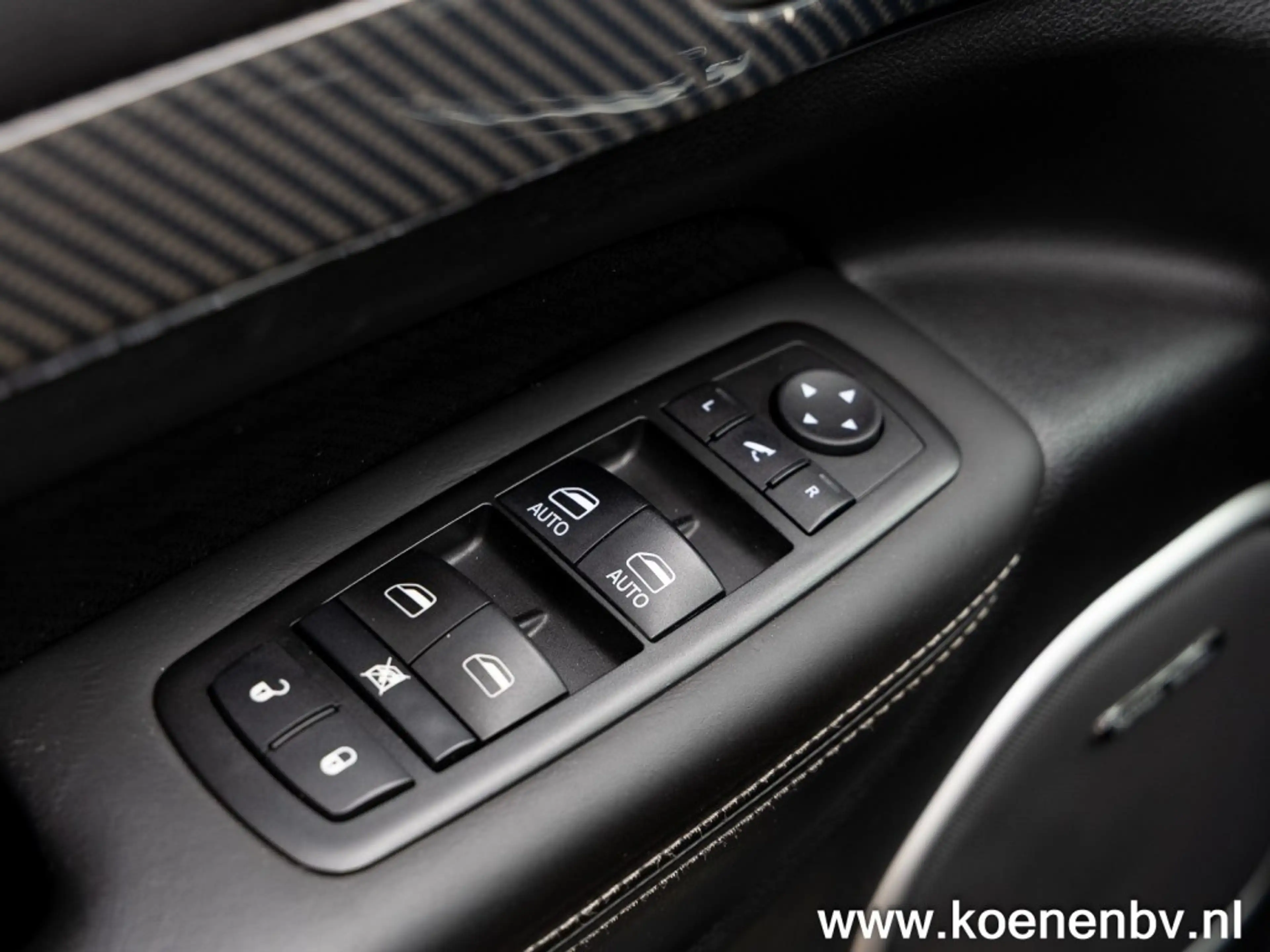 Jeep Grand Cherokee SRT 6.4 V8 468 Pk / LPG Geel Kenteken Topstaat — photo 26