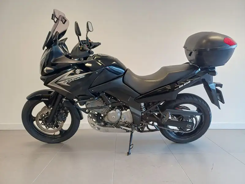 Suzuki V-Strom 650 - foto 7