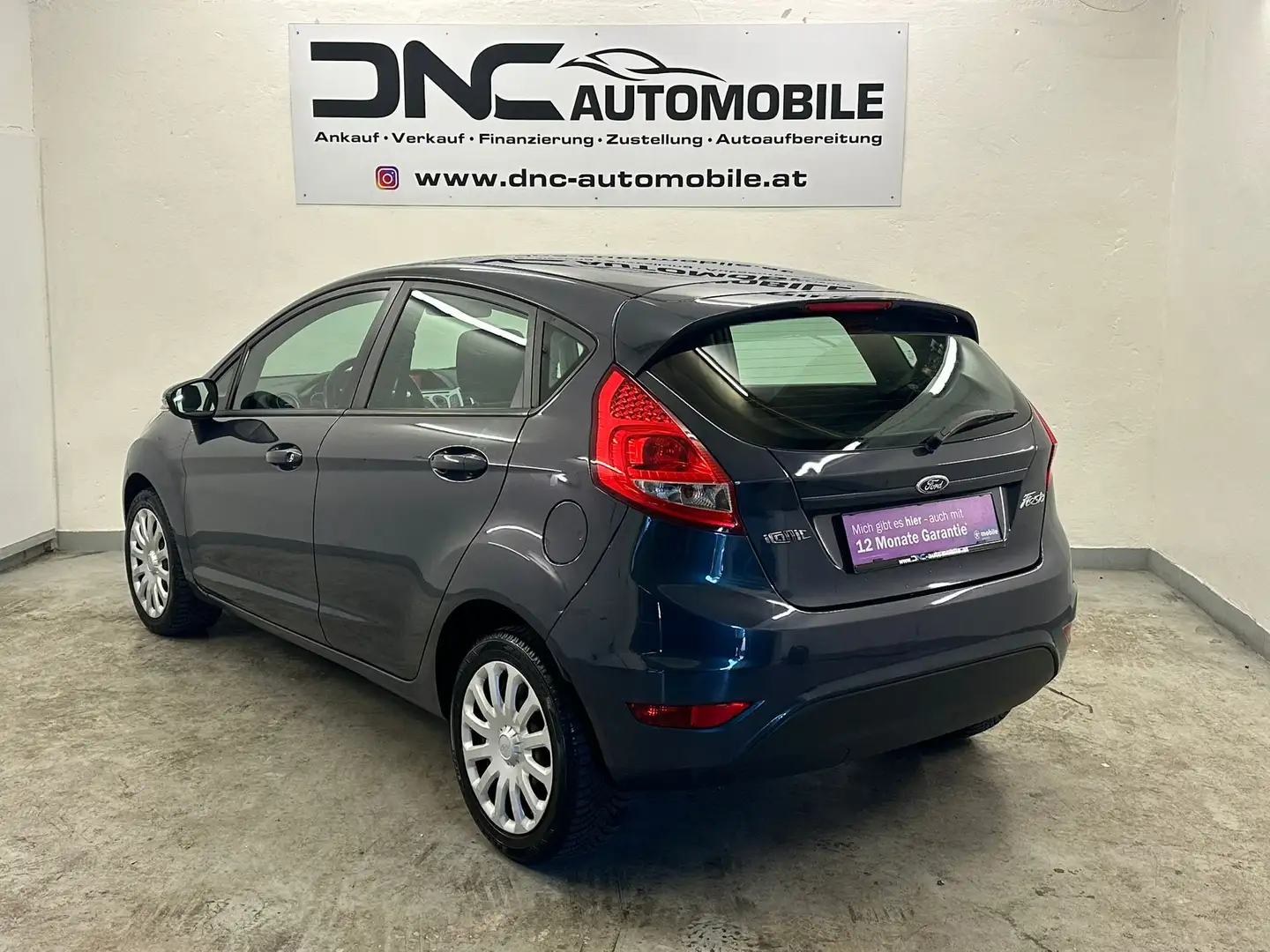 Ford Fiesta Trend 1,25 Grau - 2