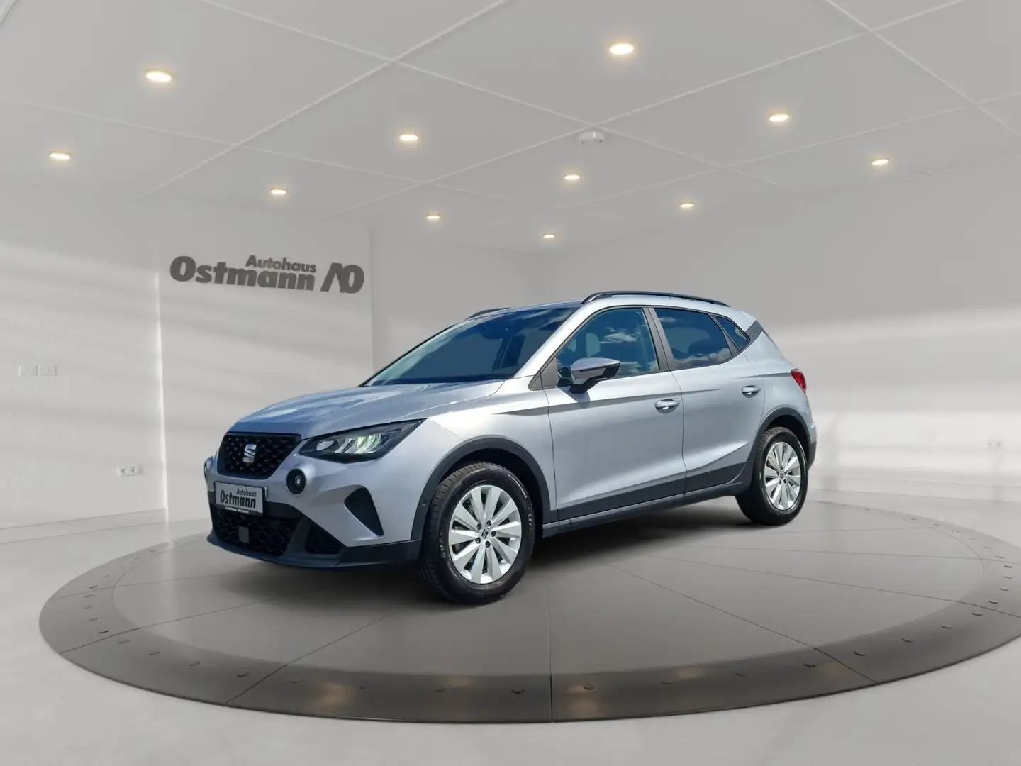 SEAT Arona 1.0 TSI Style 2xKlima ACC DynLicht Kam. LM Silber - 1