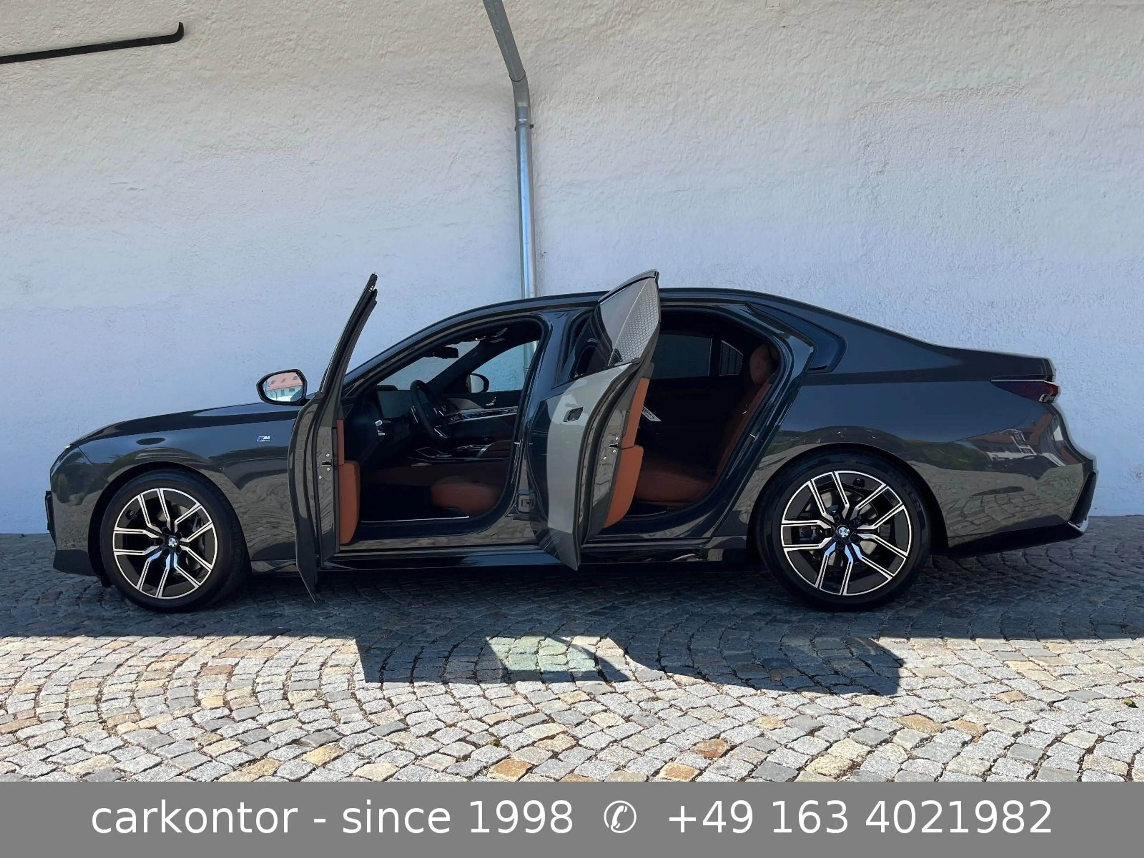 BMW 740 d xDr. *M SPORT*FOND ENT*LOUNGE SEAT*2025*SKY — photo 3