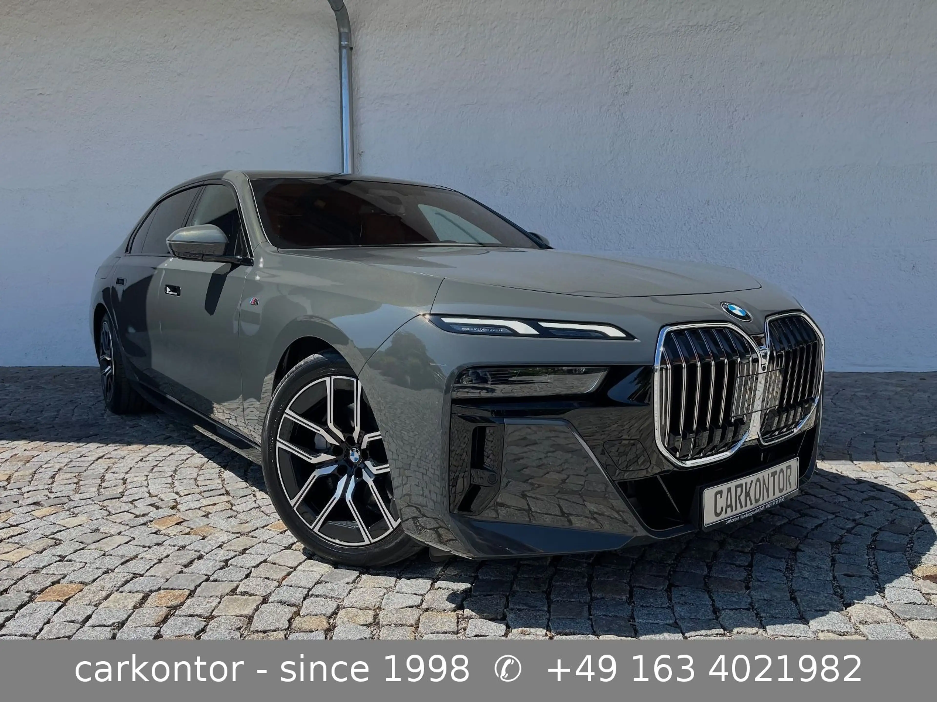 BMW 740 d xDr. *M SPORT*FOND ENT*LOUNGE SEAT*2025*SKY — photo 2