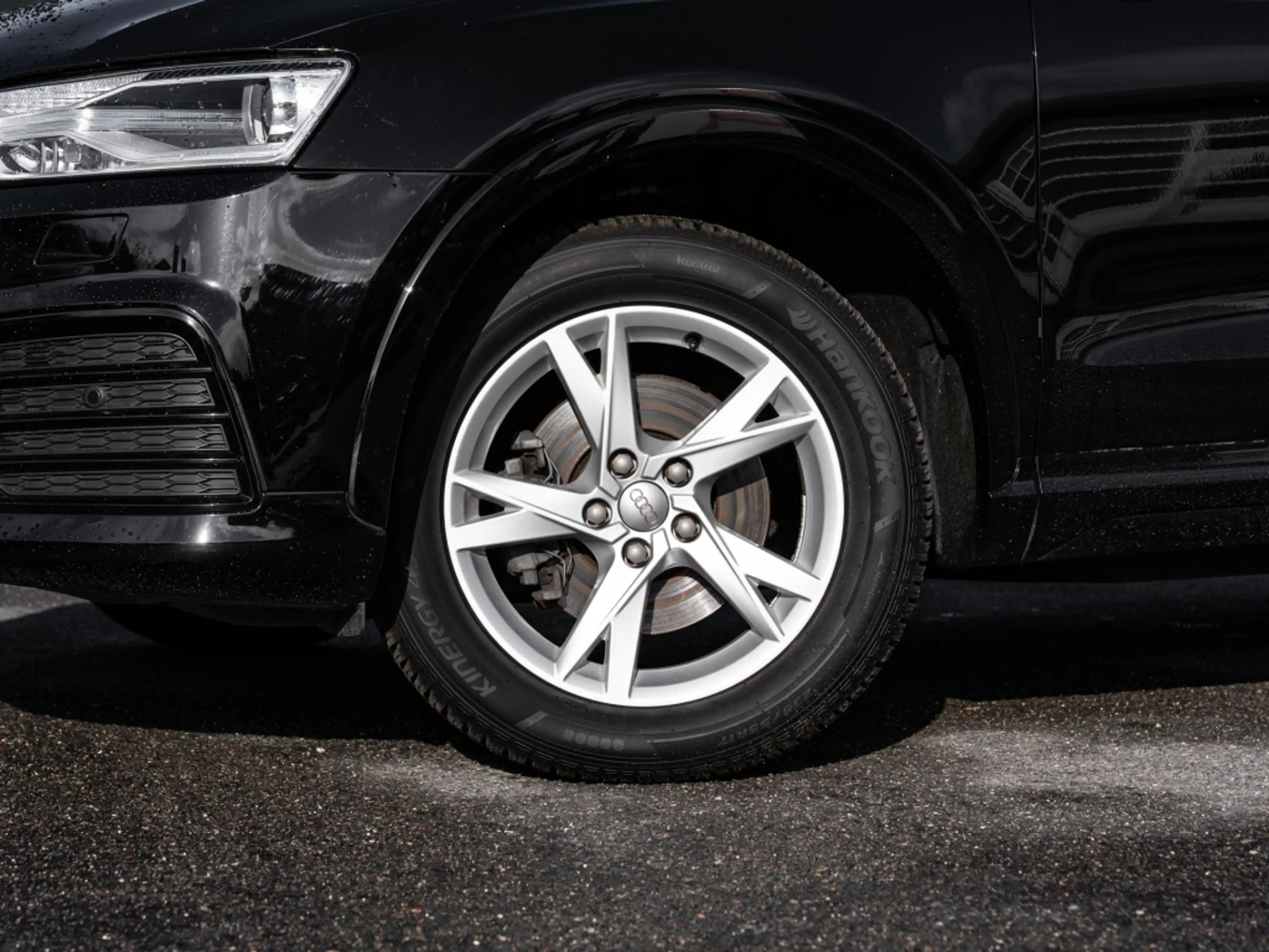 Audi Q3 1.4 TFSI sport PDC SHZ XENON — photo 6
