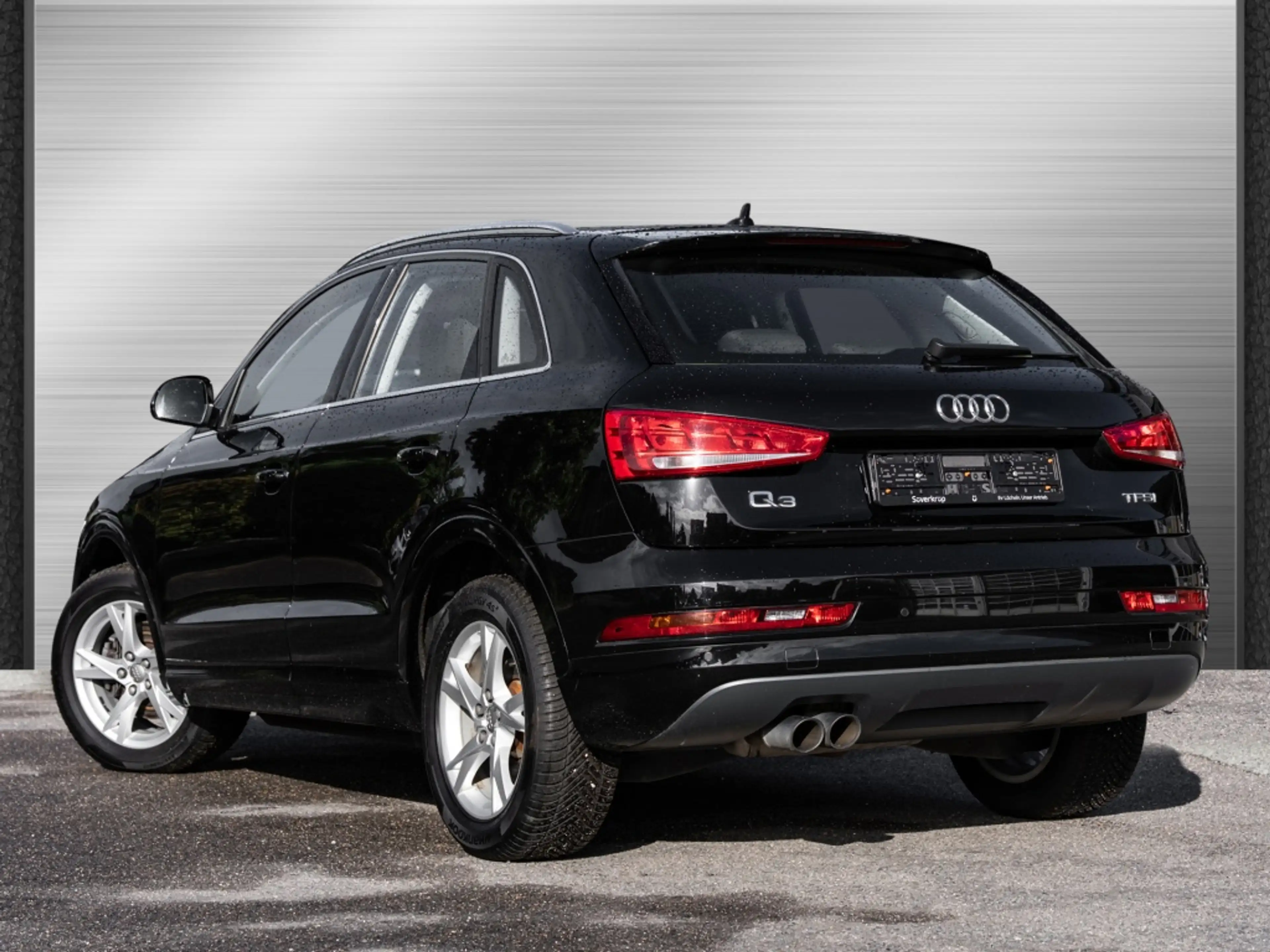 Audi Q3 1.4 TFSI sport PDC SHZ XENON — photo 3