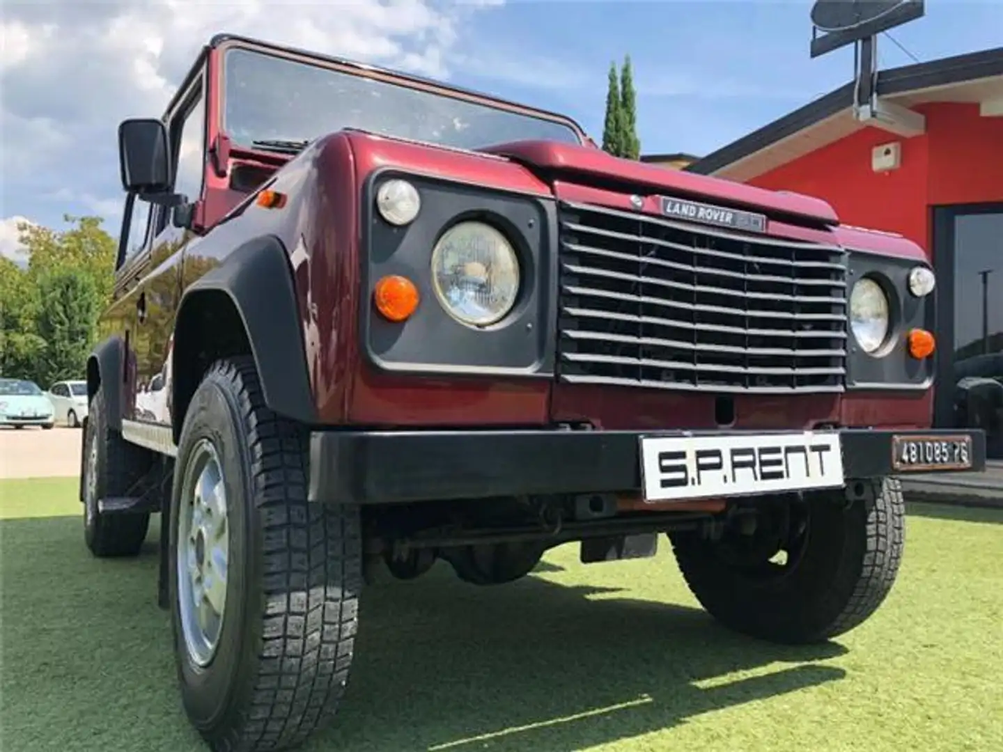 Land Rover Defender T DISEL RESTAURATA PARI AL NUOVO/SERVICE/AUTOCARRO Rouge - 1