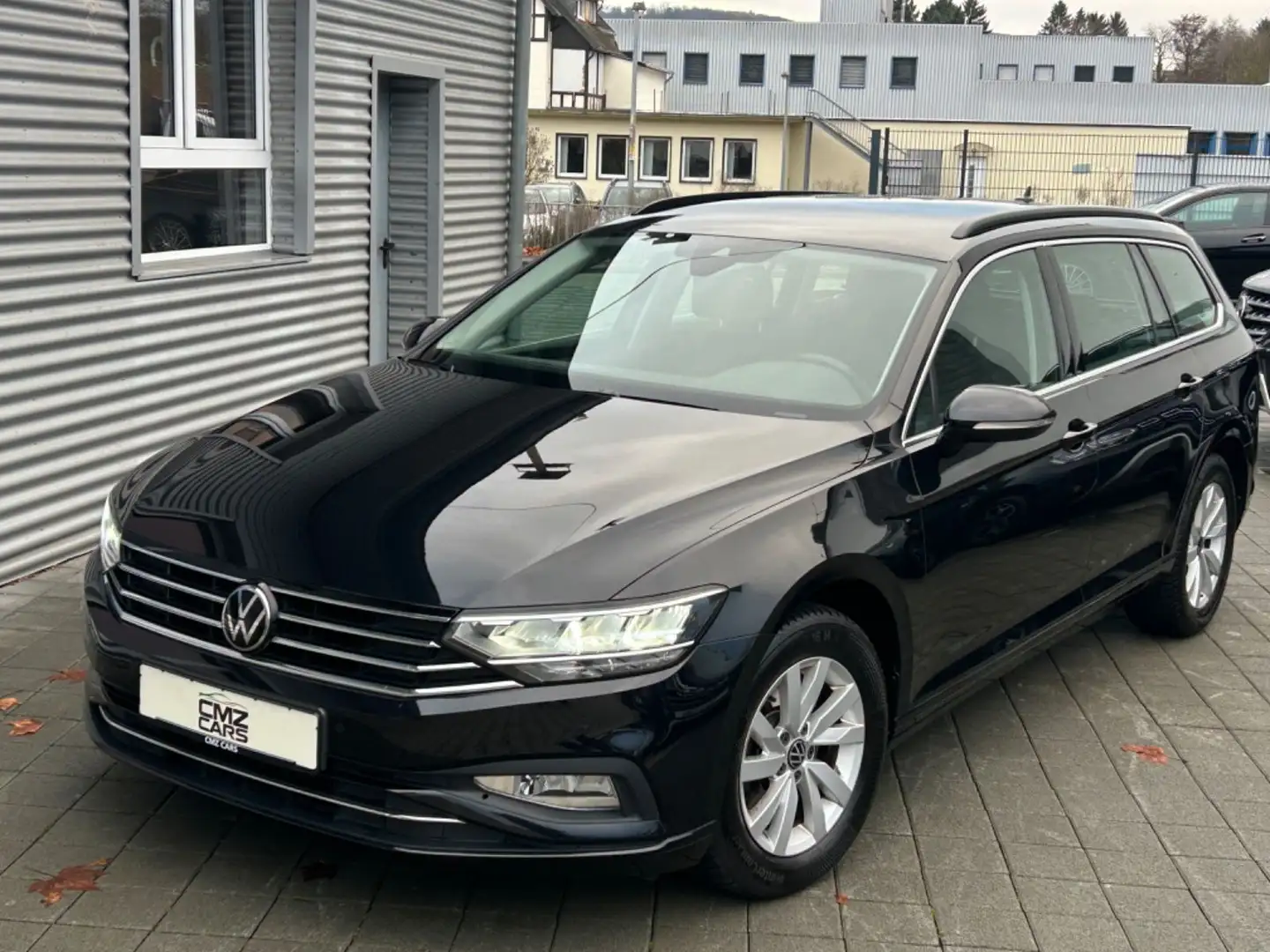 Volkswagen Passat Variant Business / 1.Hand / MwSt / Kamera Noir - 1