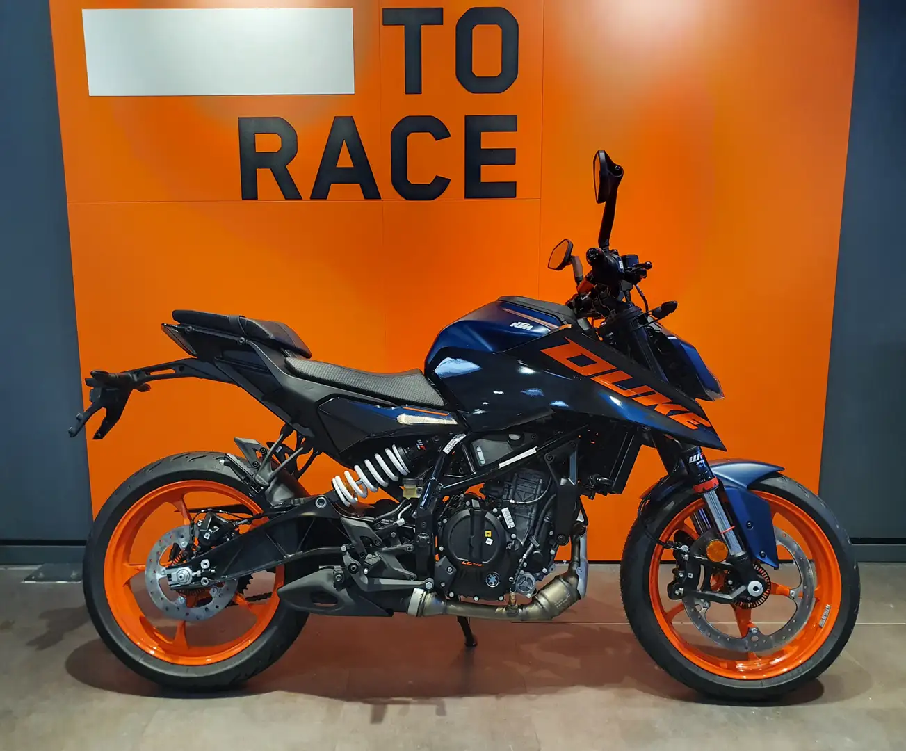 KTM 125 Duke Albastru - 1