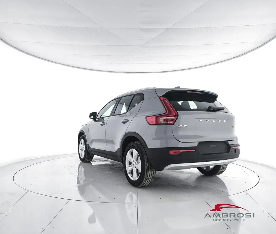 Volvo XC40 2026