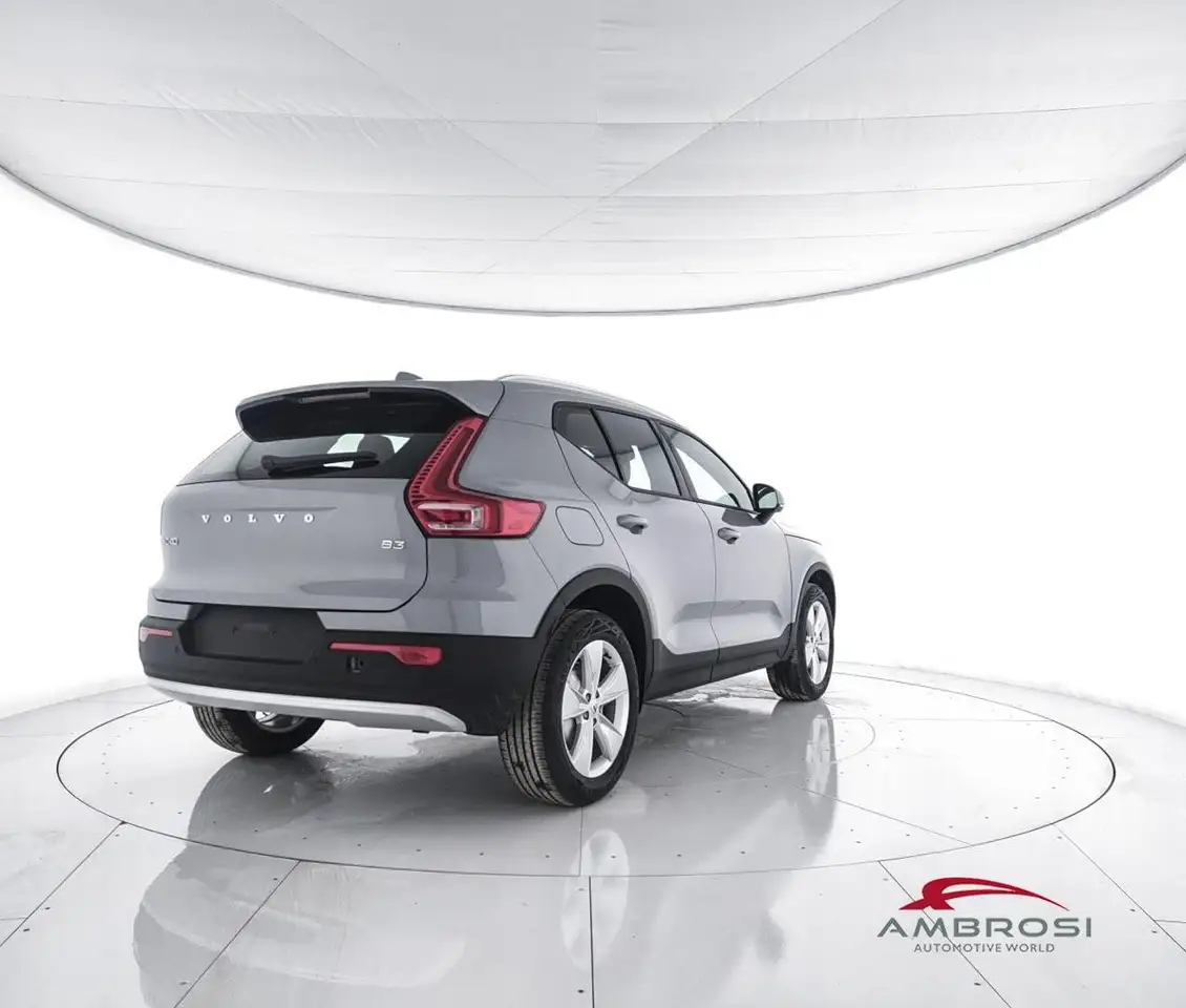 Volvo XC40 2026