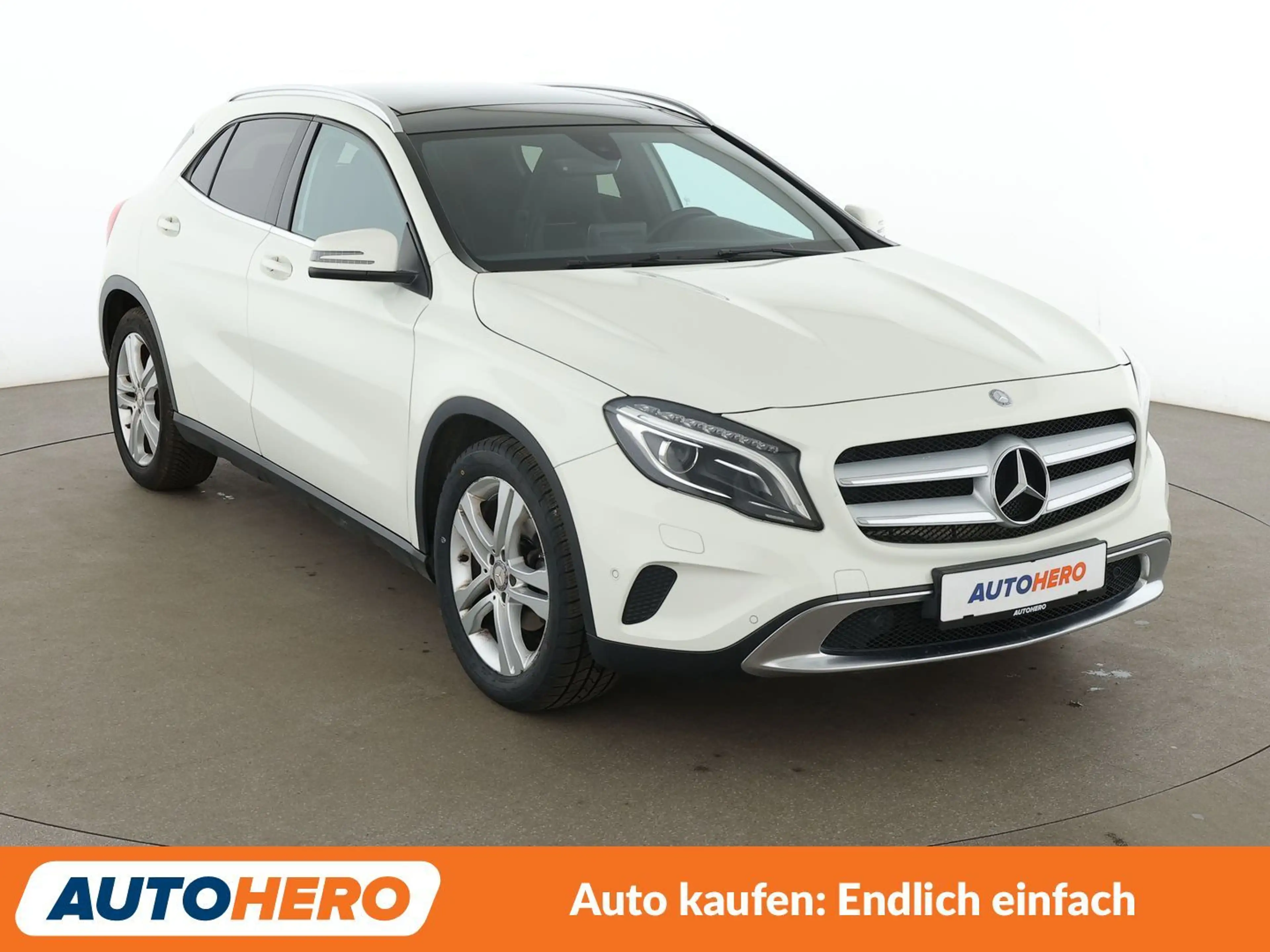 Mercedes-Benz GLA 180 GLA 180 Urban Aut.*NAVI*BI-XENON*TEMPO*PDC*SHZ* — photo 8
