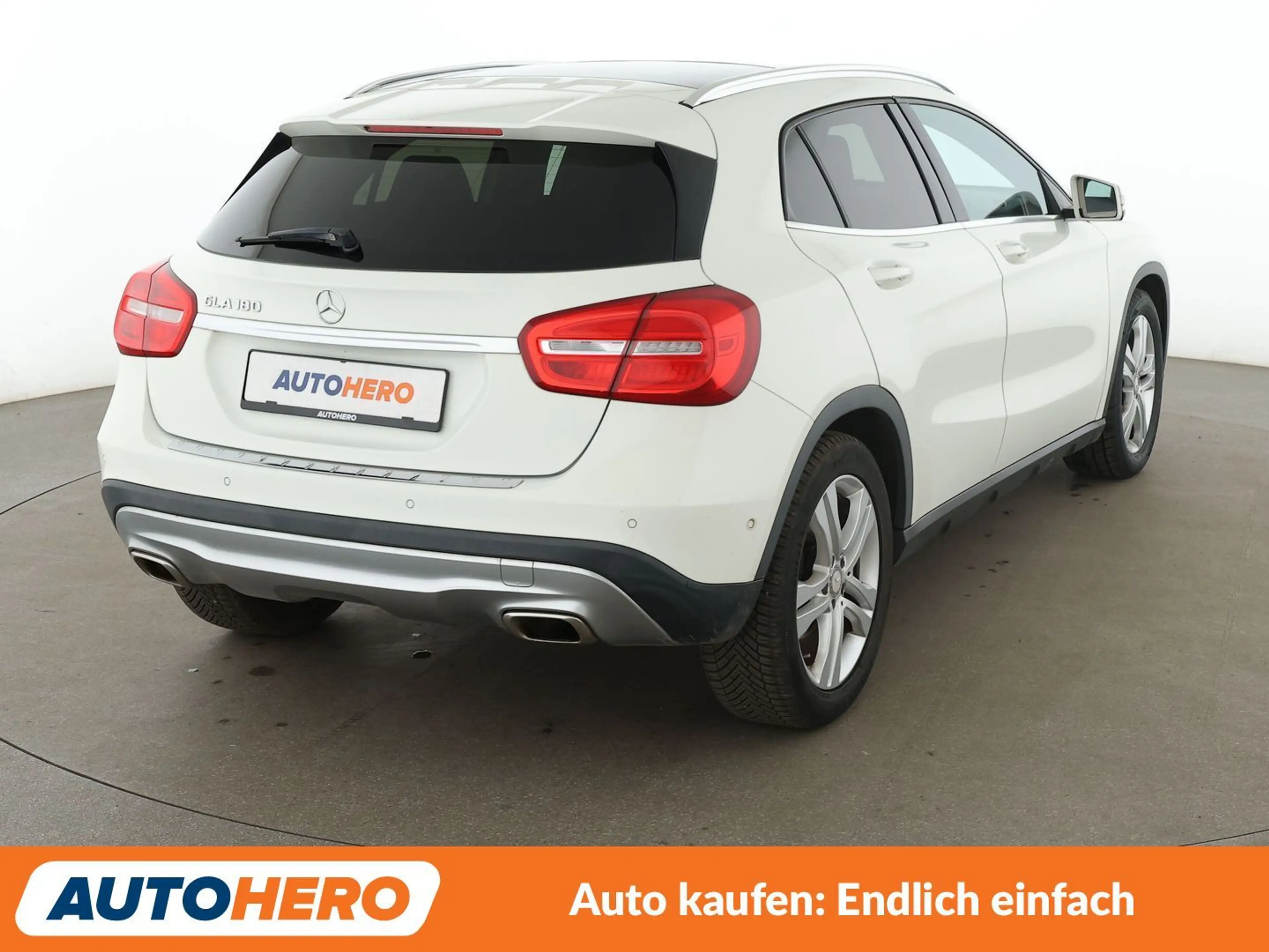 Mercedes-Benz GLA 180 GLA 180 Urban Aut.*NAVI*BI-XENON*TEMPO*PDC*SHZ* — photo 6