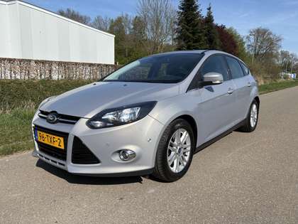 Ford Focus 1.0 EcoBoost Lease Titanium / NAVI / CRUISE / AIRC