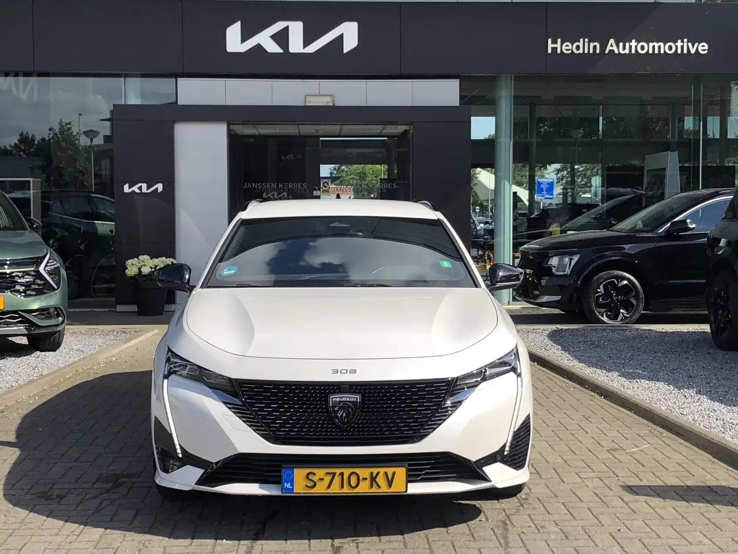 Peugeot 308 SW 1.2T. 130PK PureTech GT Automaat | Elec. achter Wit - 2