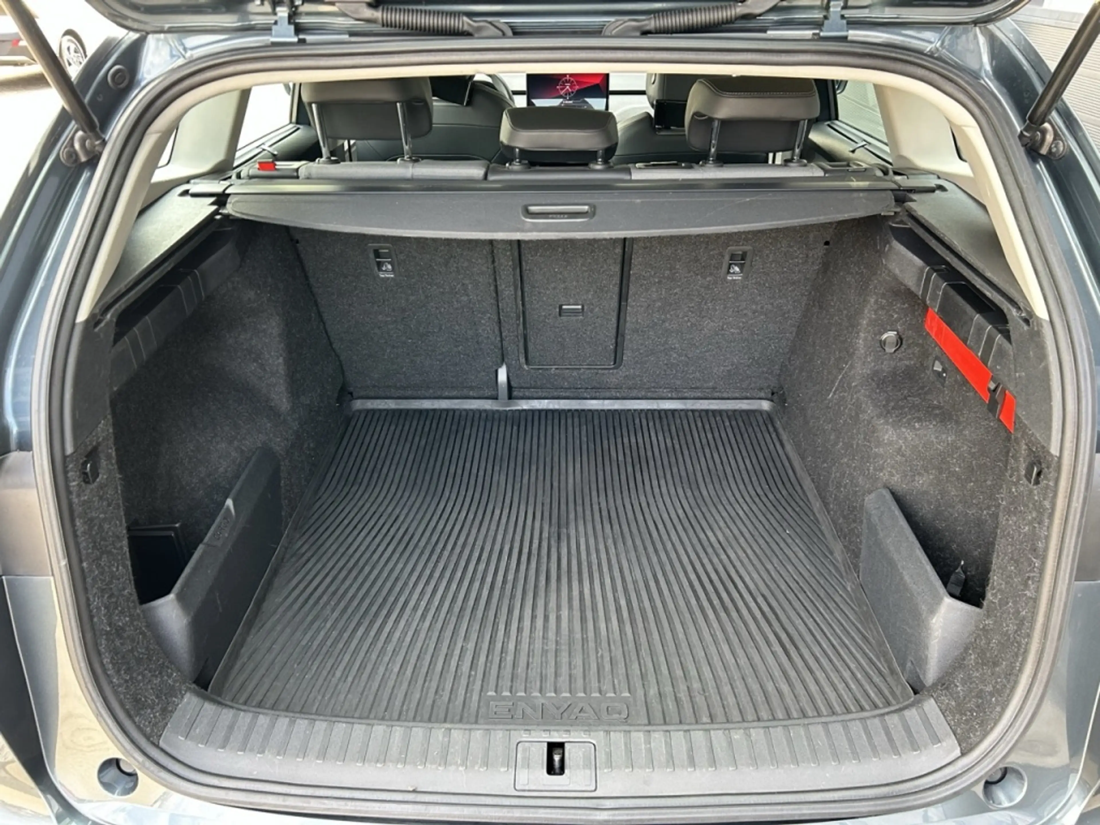 Skoda Enyaq iV 80 Elektromotor 204pk — photo 18