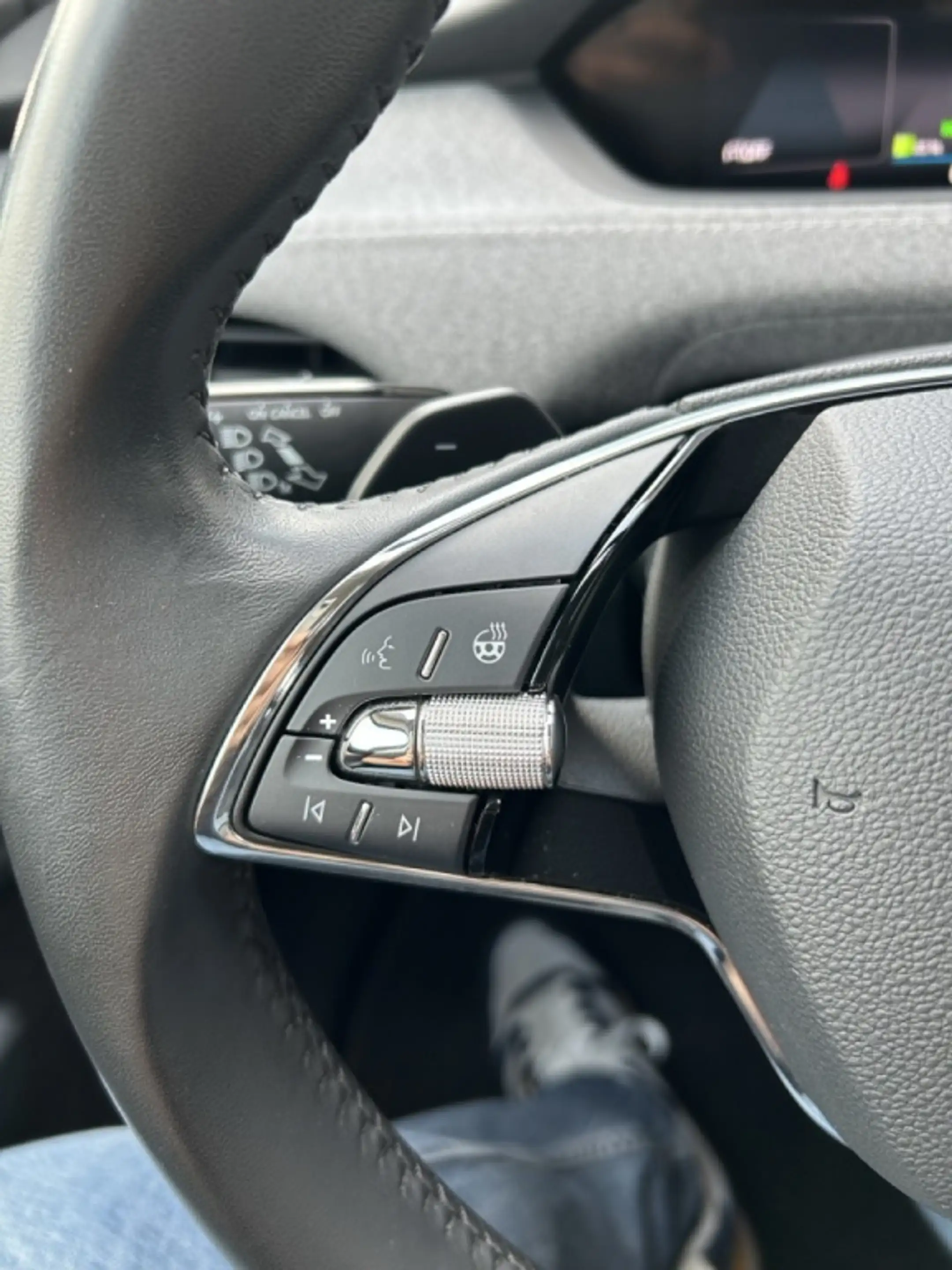 Skoda Enyaq iV 80 Elektromotor 204pk — photo 25