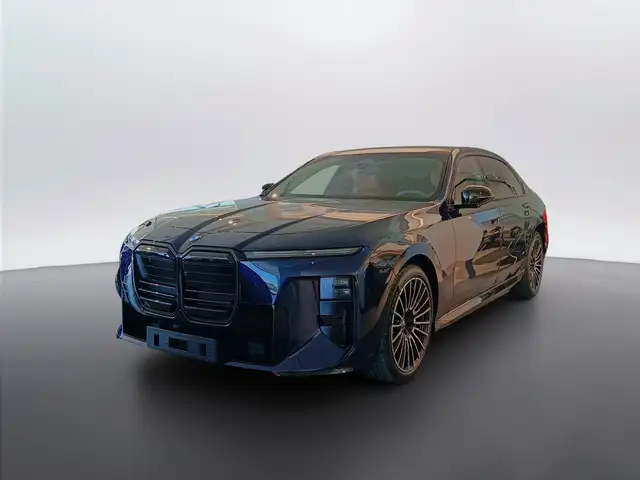 BMW i7 60 xDrive Berlina