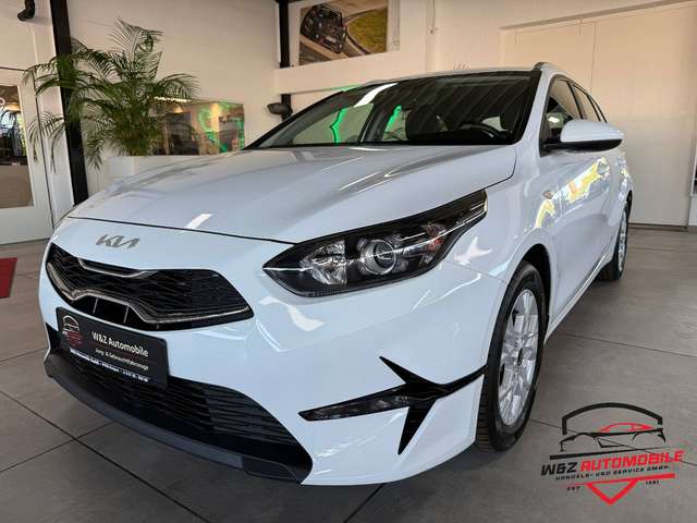 Imagine Kia Ceed SW / cee'd SW Ceed 1.5 T-GDI Sportswagon +CarPlay+Kamera+SHZ+