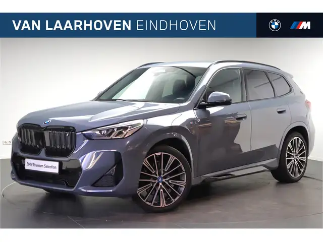 BMW iX1 xDrive30 M Sport / Adaptief M Onderstel / Sportsto