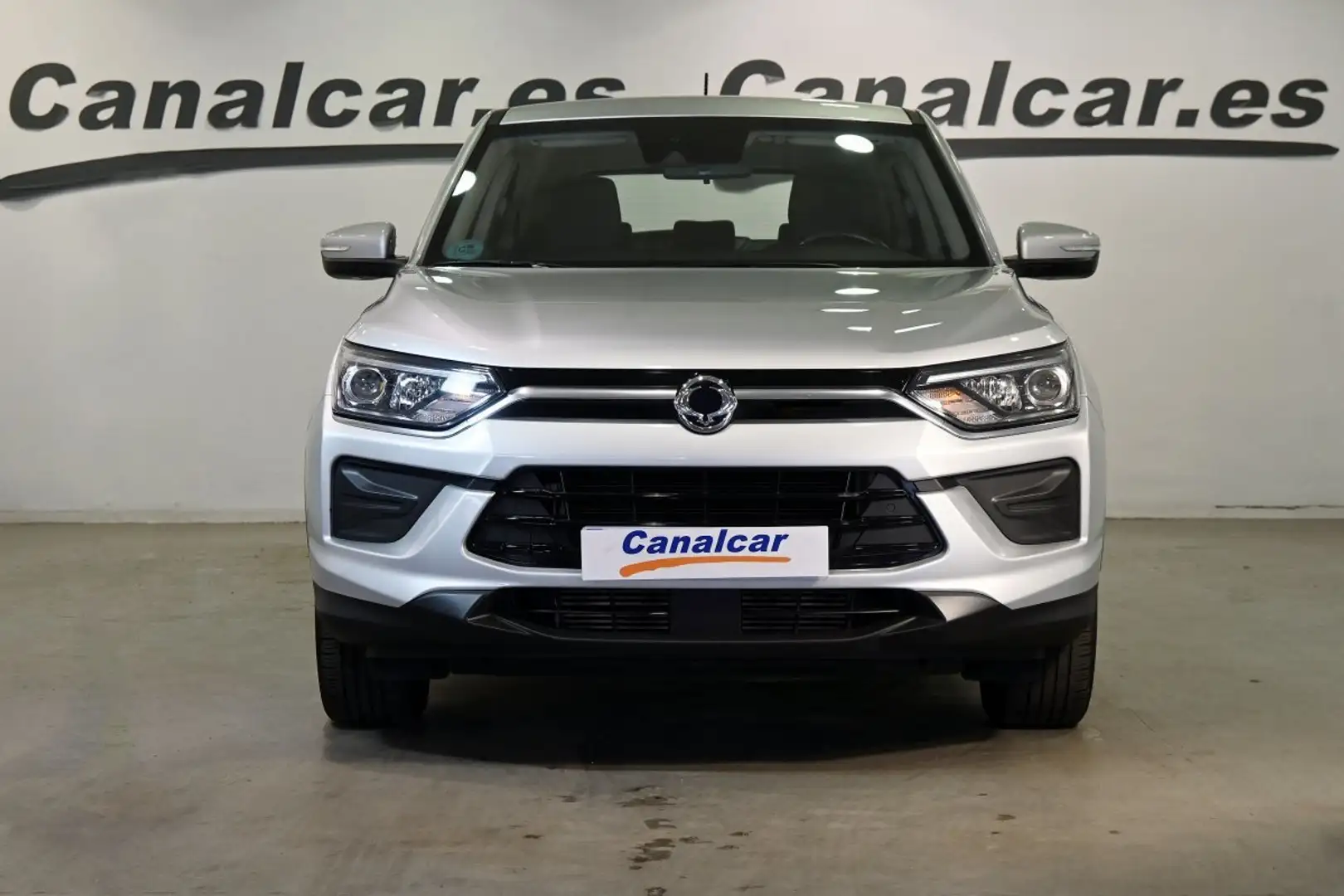 SsangYong Korando G15 Line 4x2 L.P. Plateado - 2