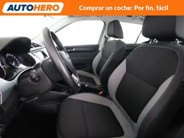 Skoda Fabia view 11