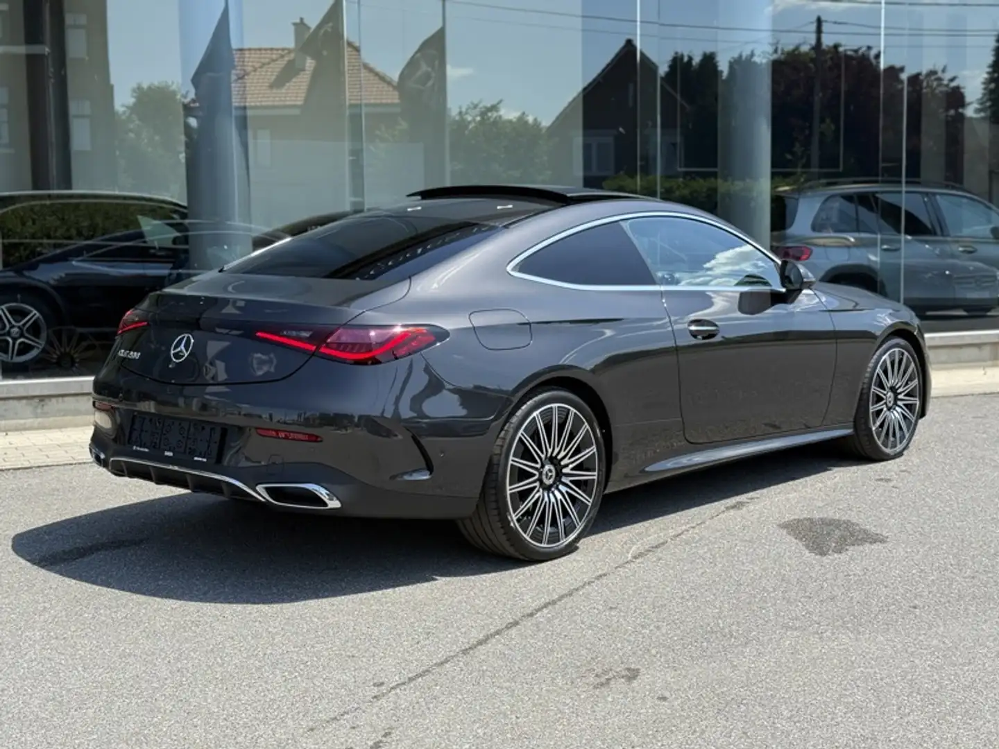 Mercedes-Benz CLE 200 CLE Coupé AMG Pano Burmester Head UP - 2